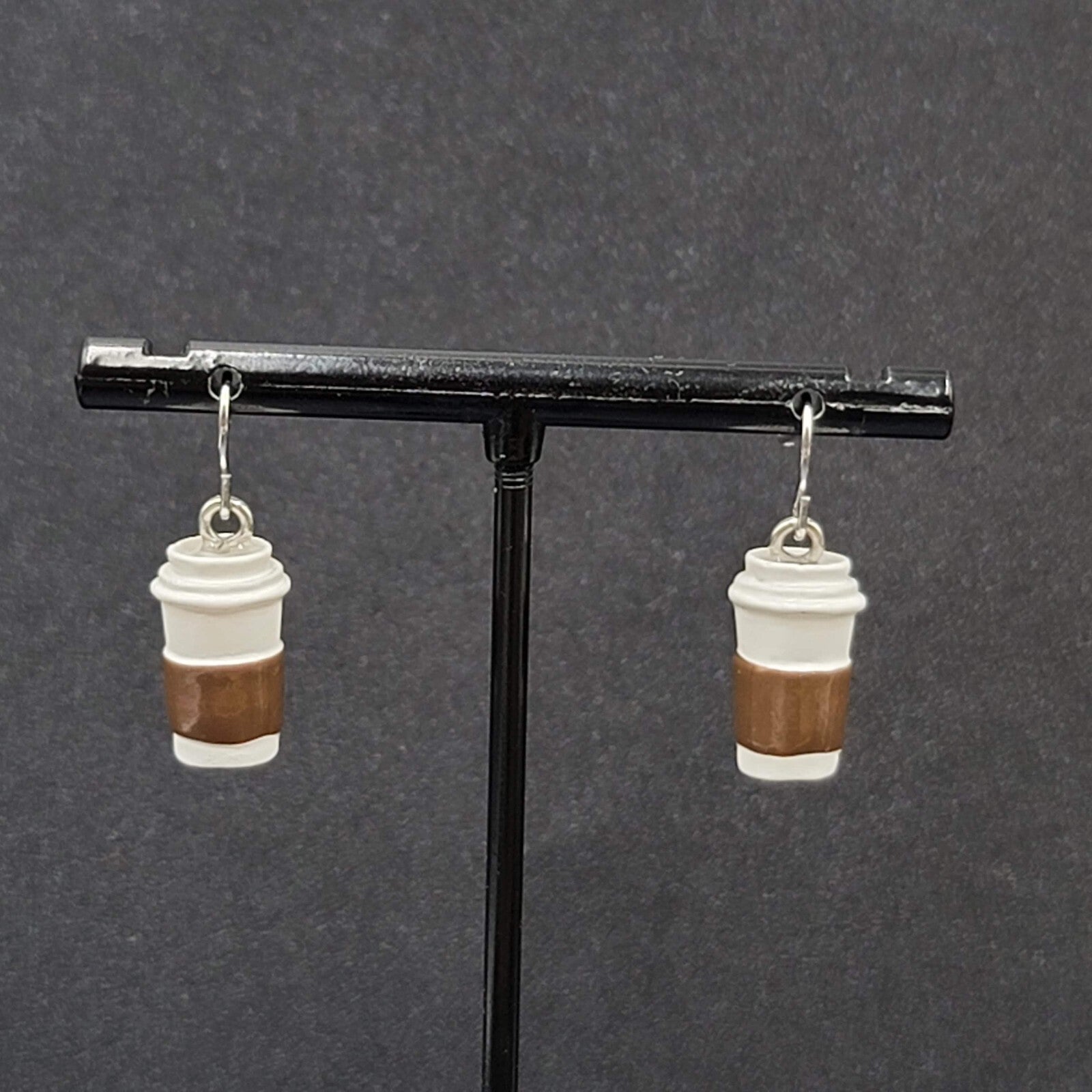Pierced Earrings White Brown Coffe on the Go Dangle 3/4"