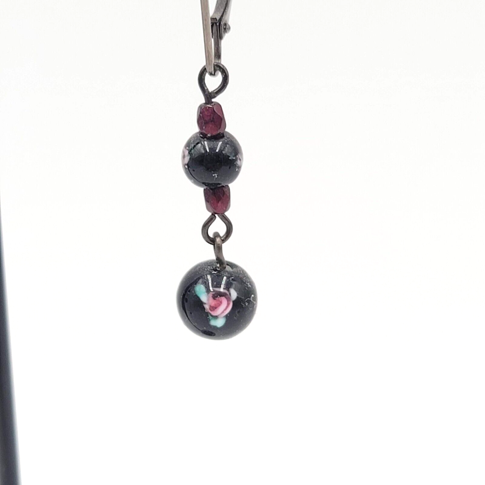 Pierced Earrings Black Metal Flower Glass Bead Dangle 1"