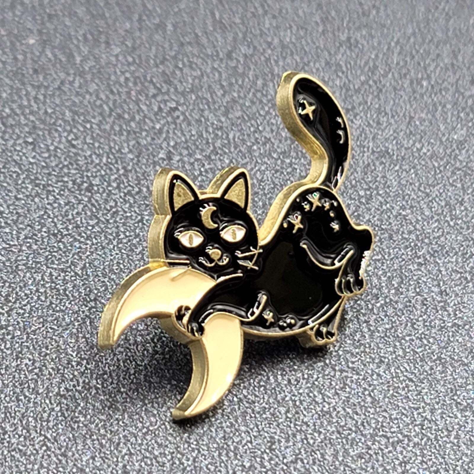 Black Cat Yellow Crescent Moon Enamel Lapel Hat Pin Stars Moon  1"