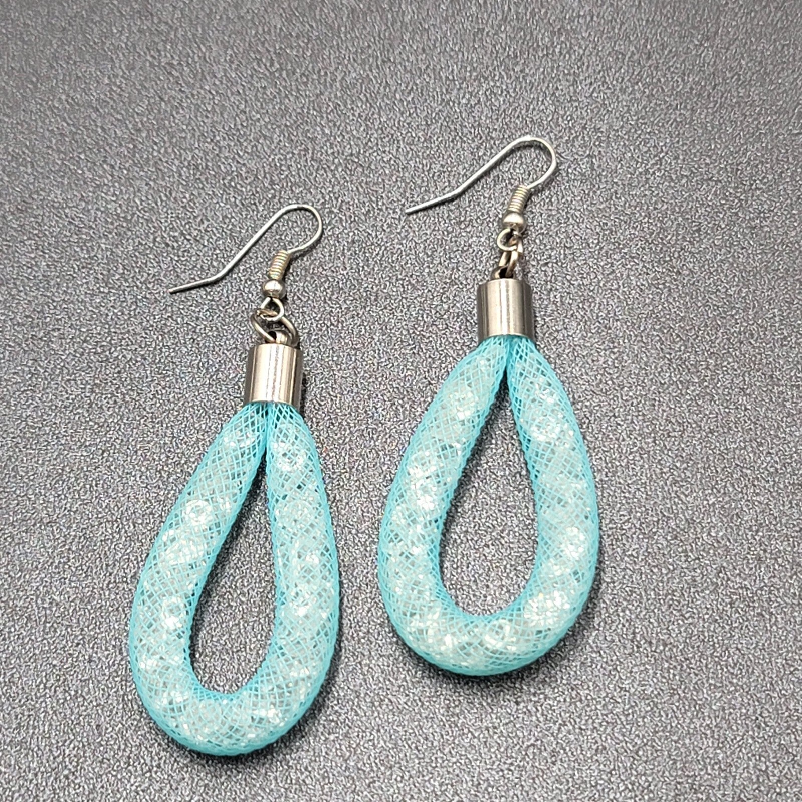 Pierced Earrings Silver tone Blue Knit Acrylic Crystals Dangle 2.25"