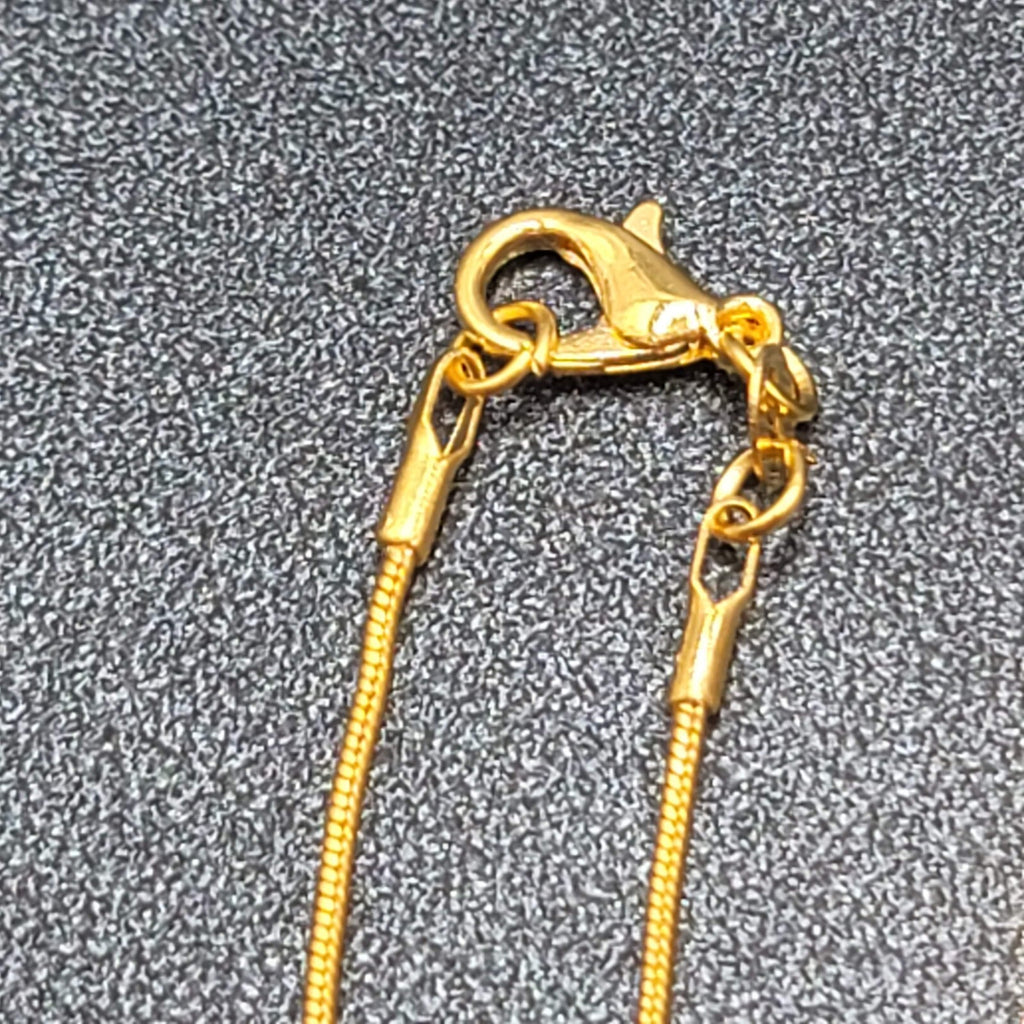 The FOOL Tarot Card Pendant Necklace Major Arcana Gold tone 18”.