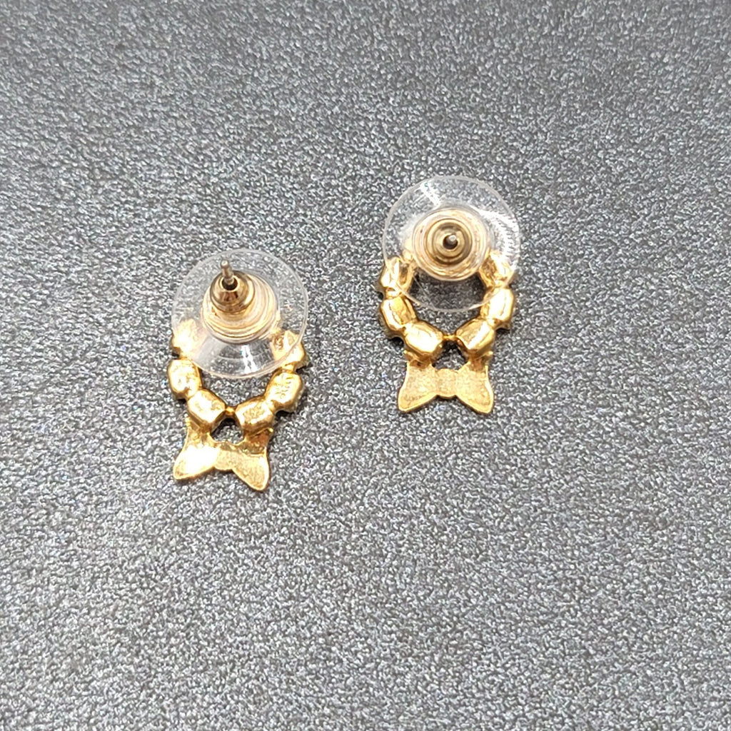 Christmas Pierced Earrings Gold tone Rhinestone Wreath Studs 1/2"