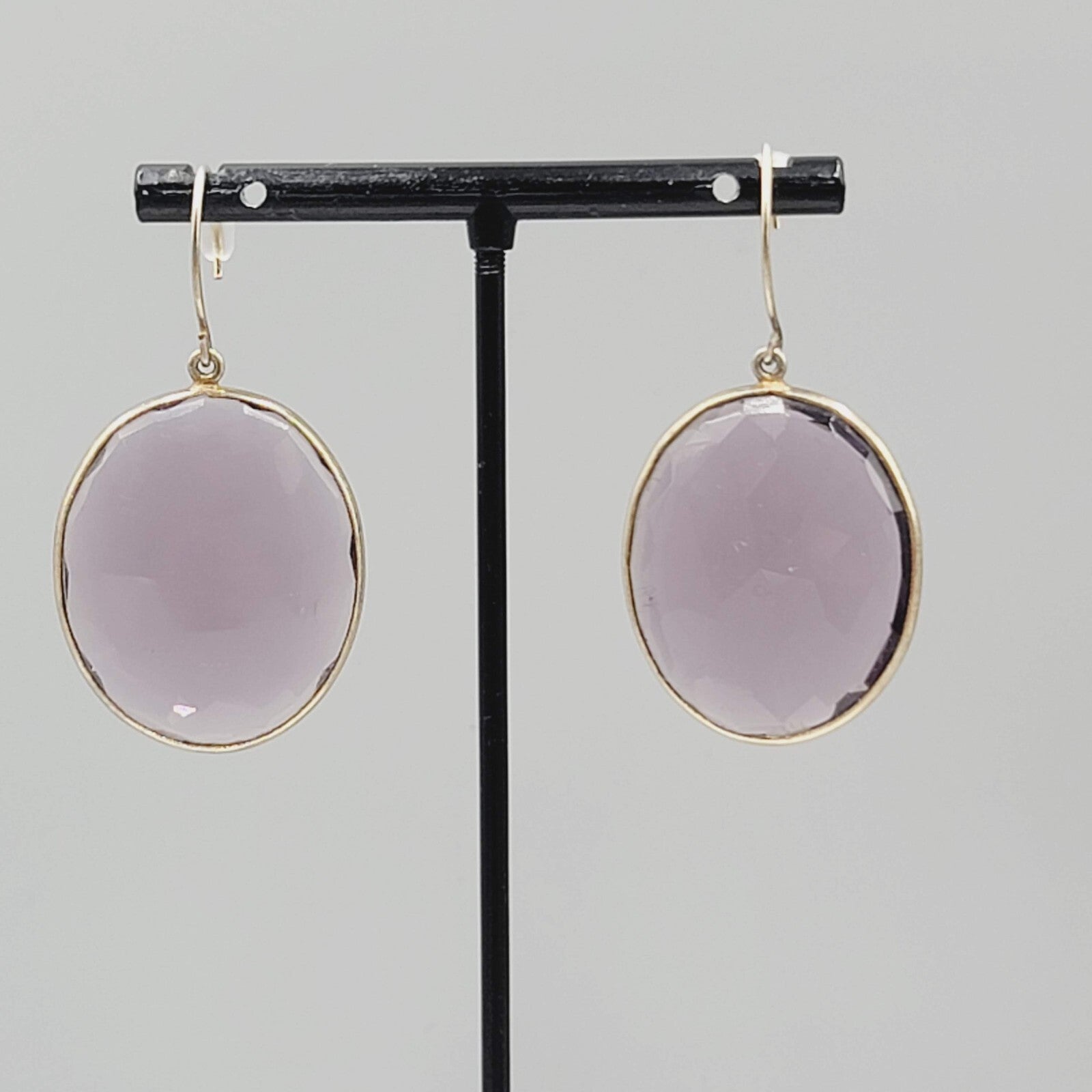 Pierced Earrings Gold tone Large Purple Faceted Glass Oval Dangle 1 3/8"