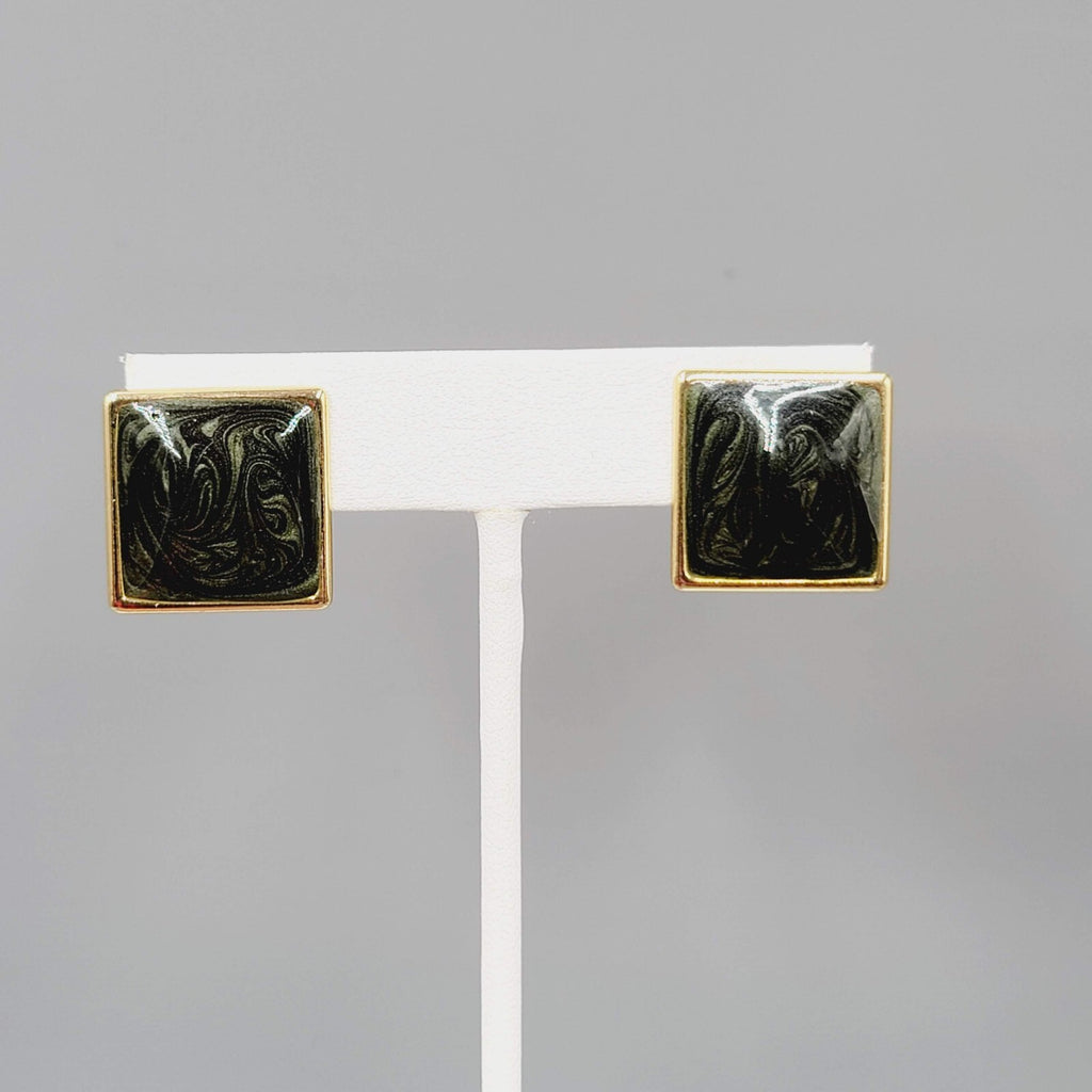 Vintage Pierced Earrings Gold tone Dark Green Enamel Square 3/4"
