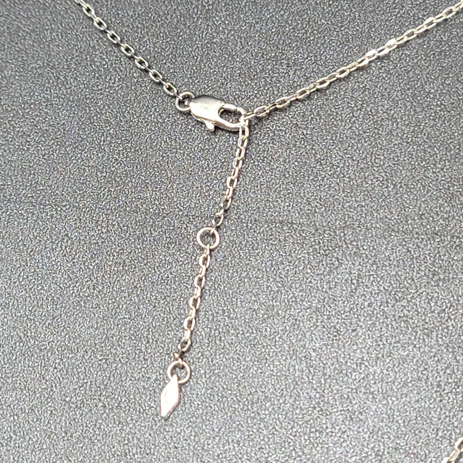 Fossil Tassel Pendant Necklace Silver tone Crystal Rhinestones Long 30"-32"