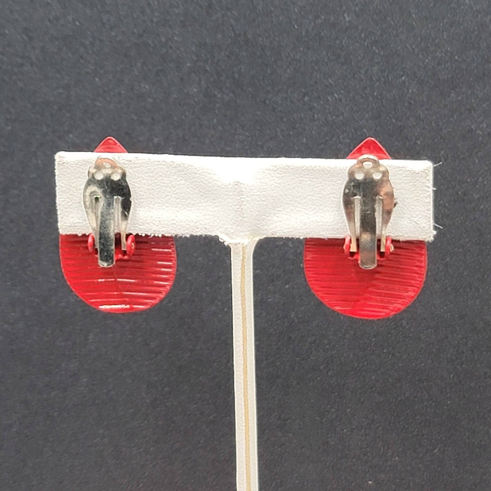 Vintage Clip on Earrings Red Enamel Ribbed Teardrop 1.25"