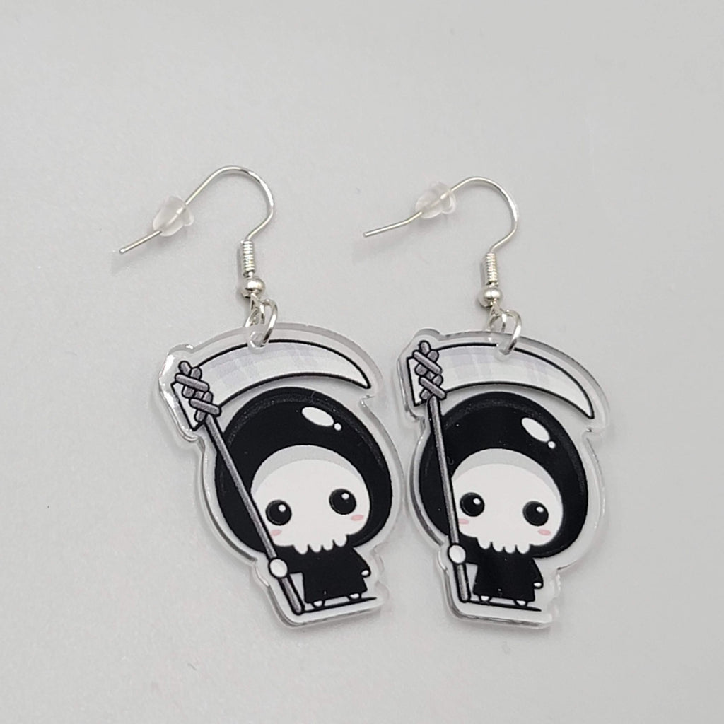 Halloween Death Grim Reaper Pierced Earrings Silver tone Dangle 1.5 in