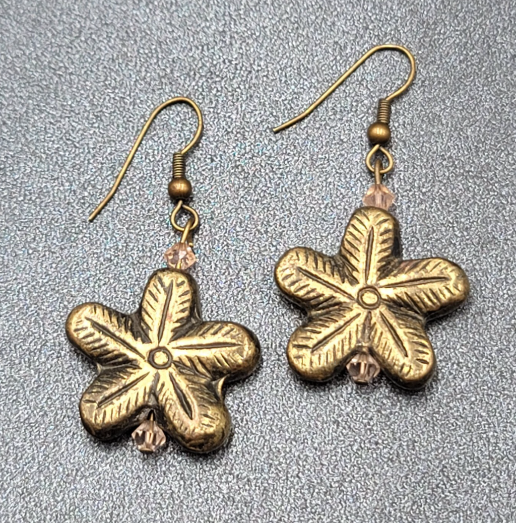 Flower Pierced Earrings Gold tone Pink Crystal Bead Dangle 1"