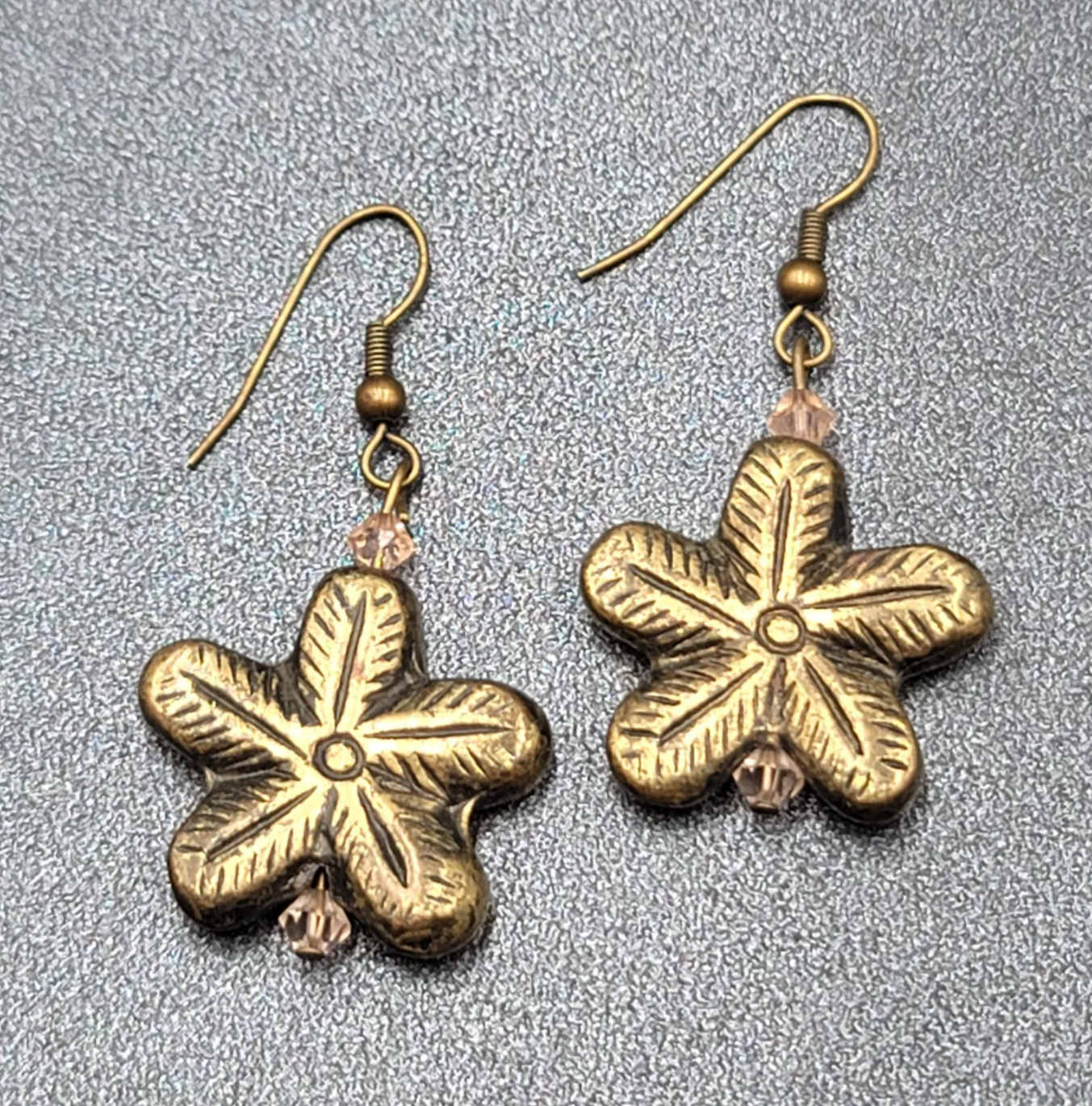 Flower Pierced Earrings Gold tone Pink Crystal Bead Dangle 1"