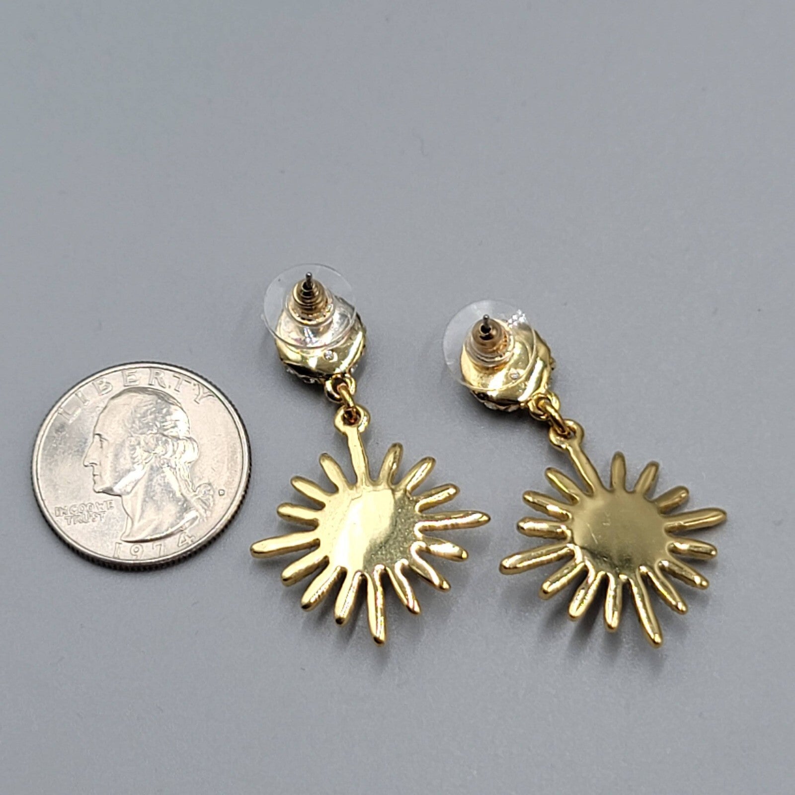 Pierced Earrings Gold tone Multicolor Crystal Starburst Sun Dangle 1.75"