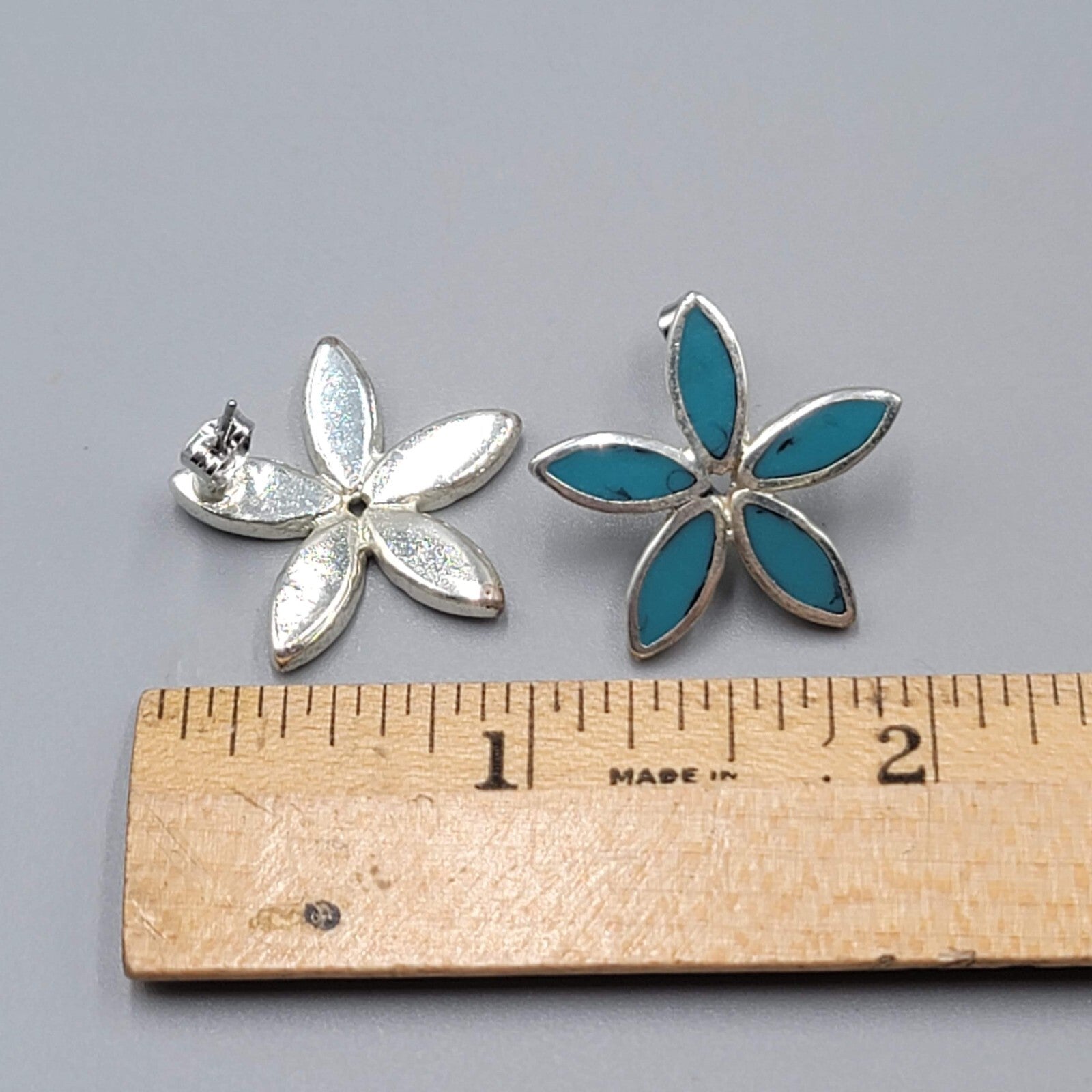 Flower Pierced Earrings Silver tone Blue Accent Petals Drop 1"
