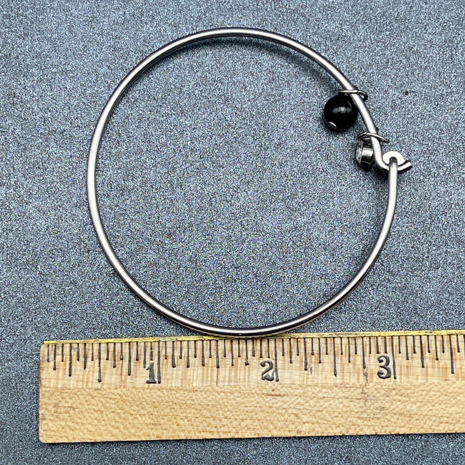 Silver tone Bangle Charm Bracelet Black Bead Charm Rhinestone 2 1/2"