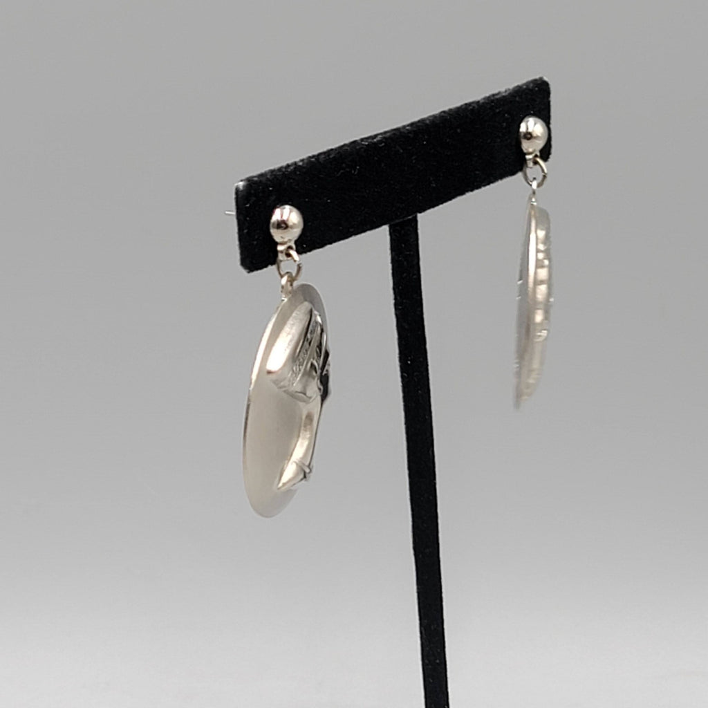 Vintage Egyptian Motif Pierced Earrings Silver tone Dangle Round 1.5 in