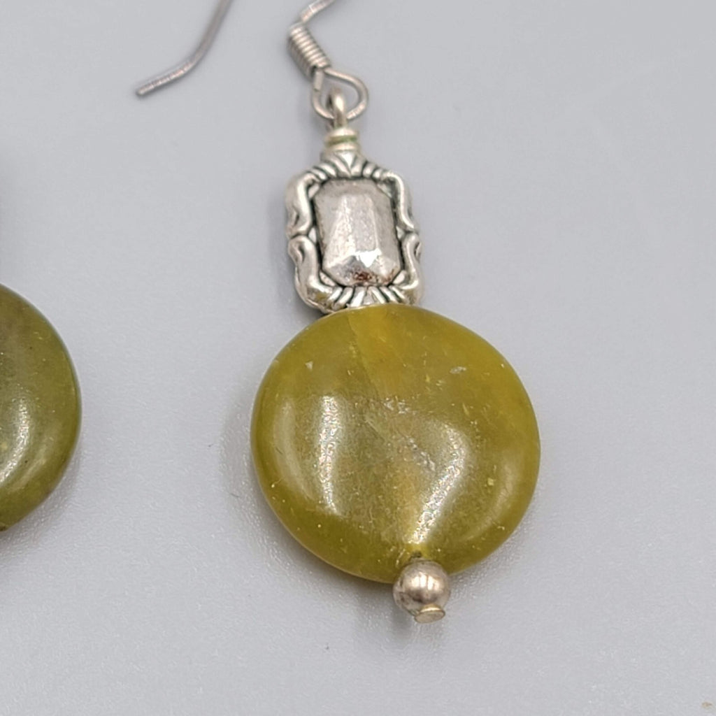 Round Green Stone Pierced Earrings Silver tone Dangle 1.25"