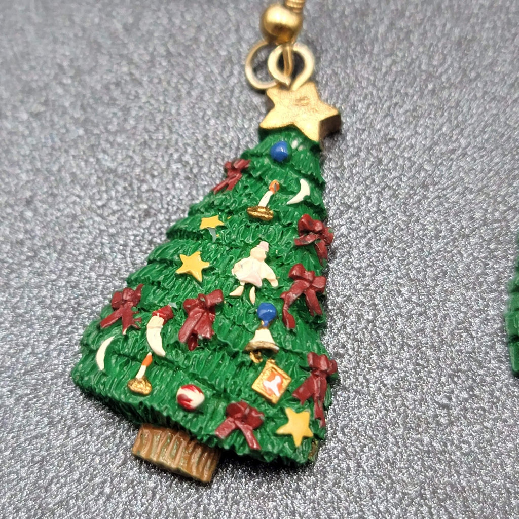 Vintage Christmas Pierced Earrings Resin Christmas Tree Dangle 1.25"