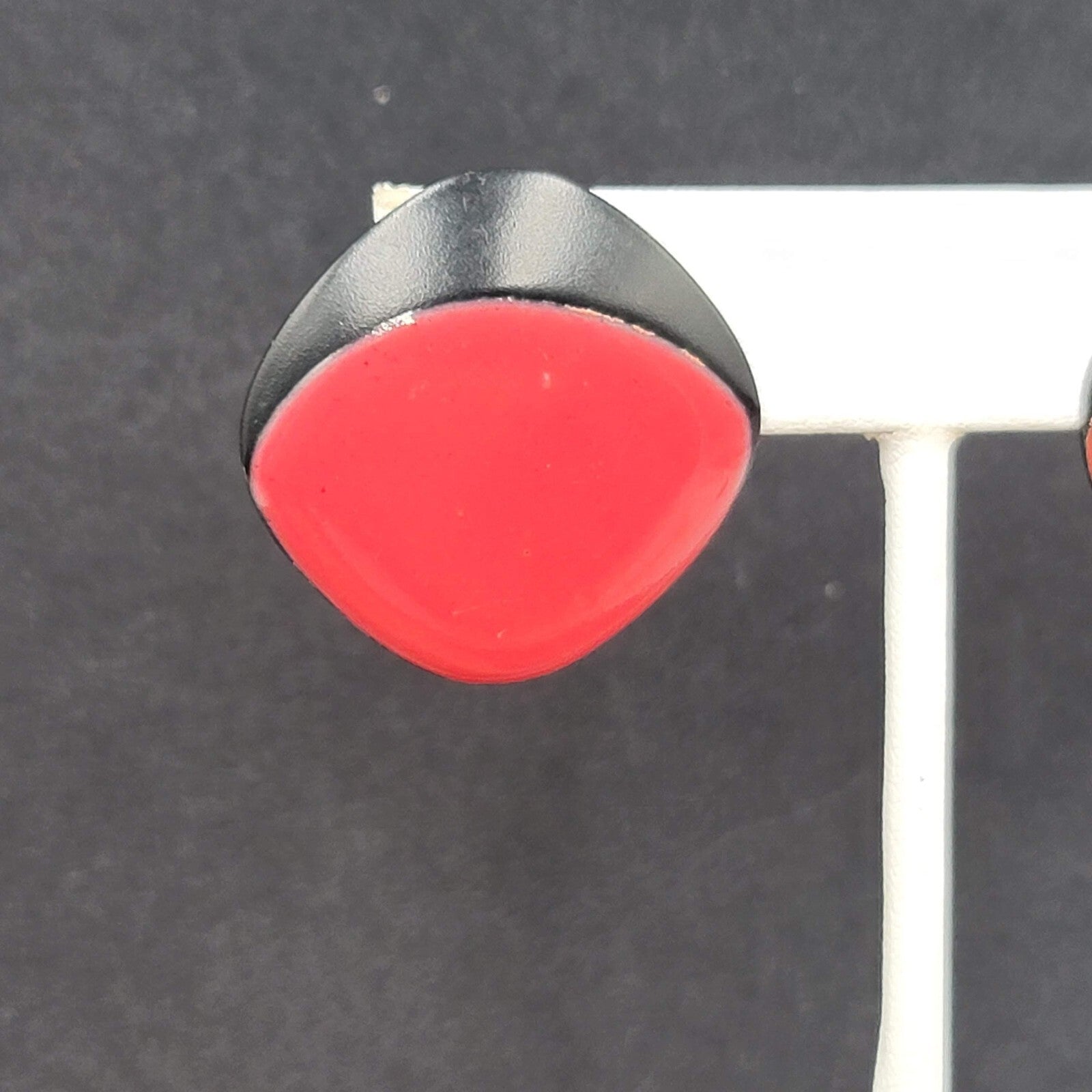 Vintage 1980s Pierced Earrings Black Red Enamel Dangle Geometric 1 1/8"