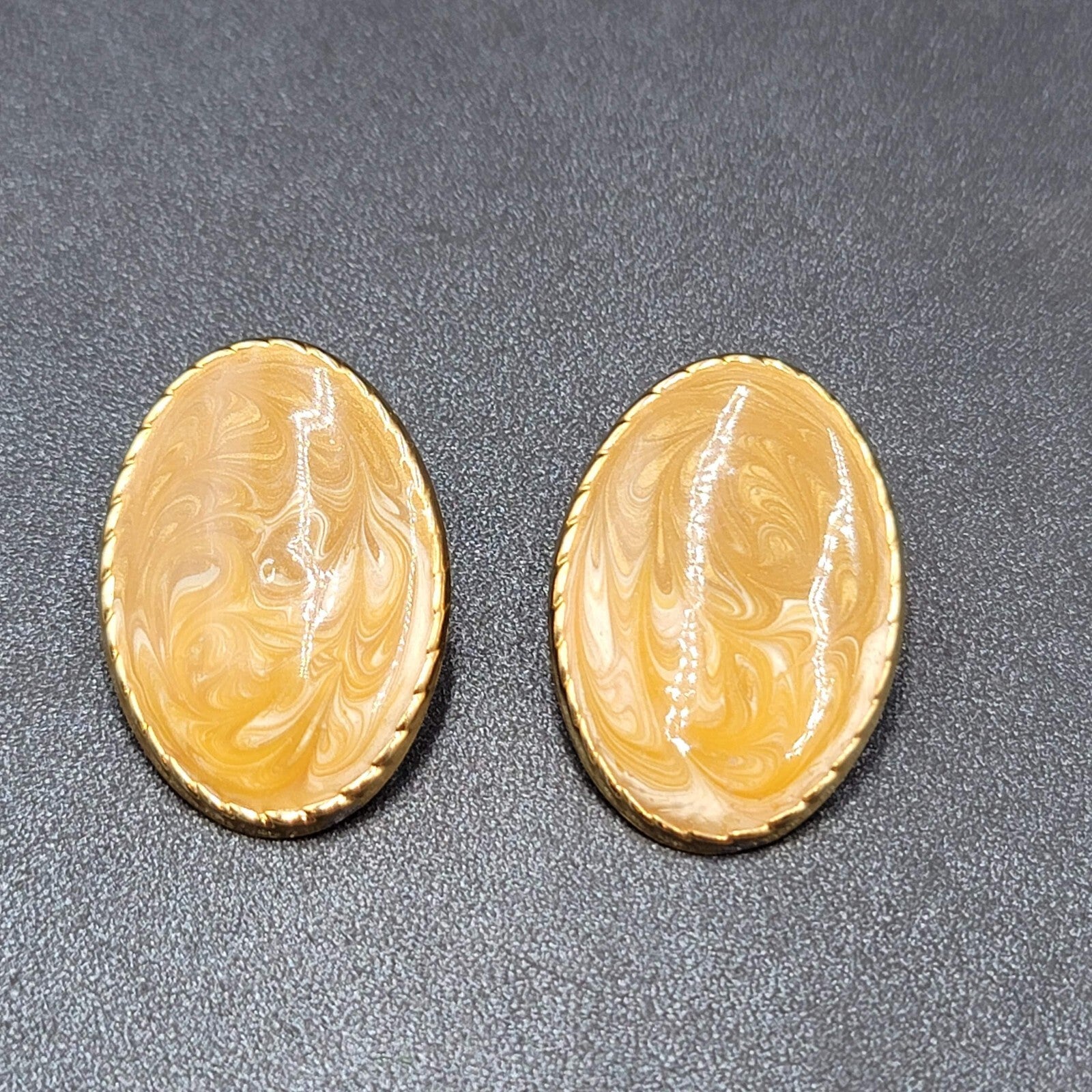 Vintage Pierced Earrings Gold tone Peach Enamel Swirl Large Oval Drop 1.5"