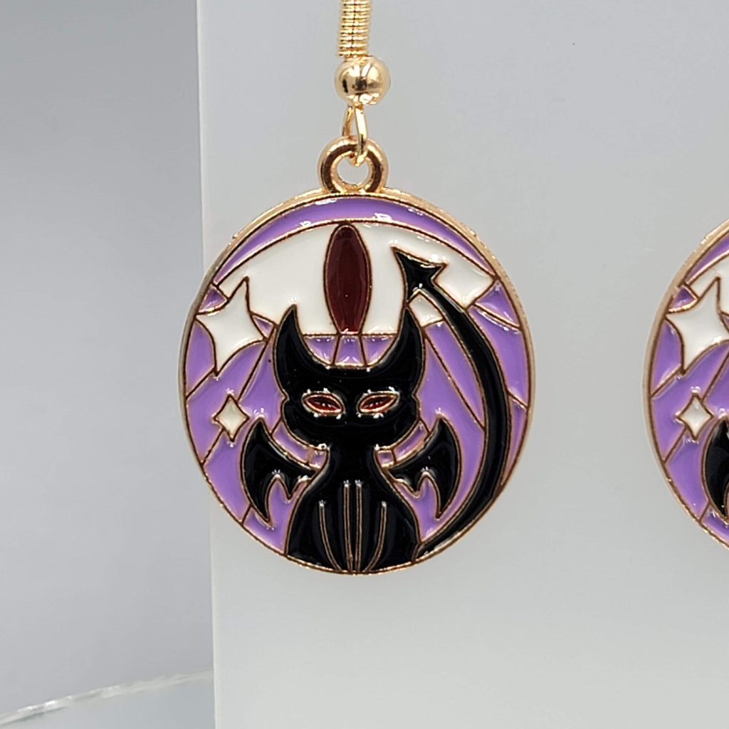 Kitty Cat in the Sun Enamel Pierced Earrings Gold tone Dangle 1 1/8"