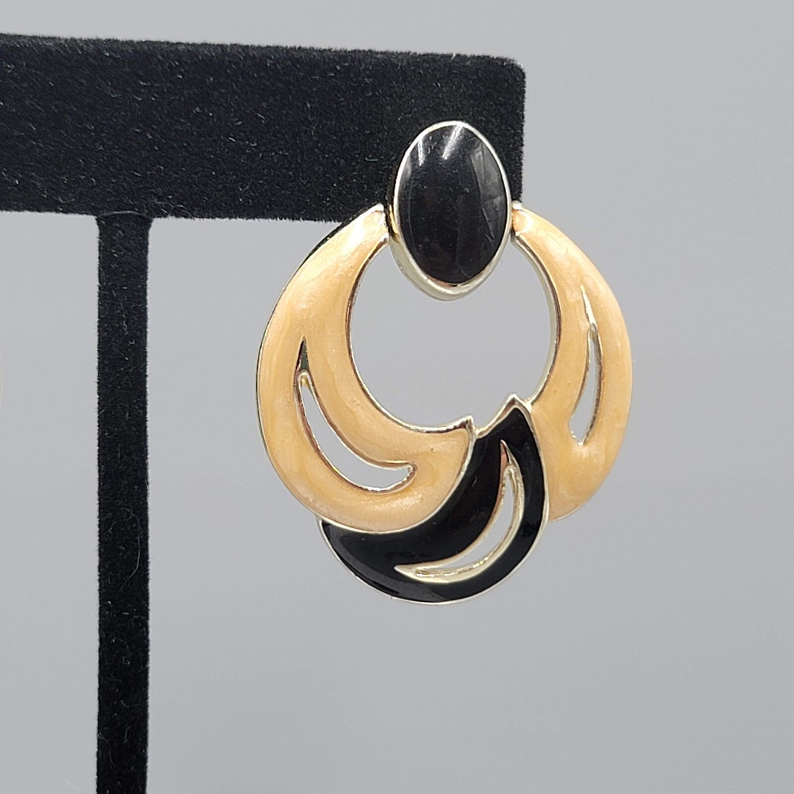 Vintage Pierced Earrings Gold tone Cream Black Enamel Statement Door Knocker 1.5