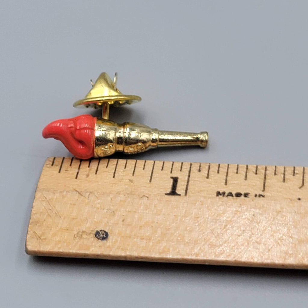 2004 USA Olympic Red Flame Torch Pin Lapel Brooch Pinback 1"
