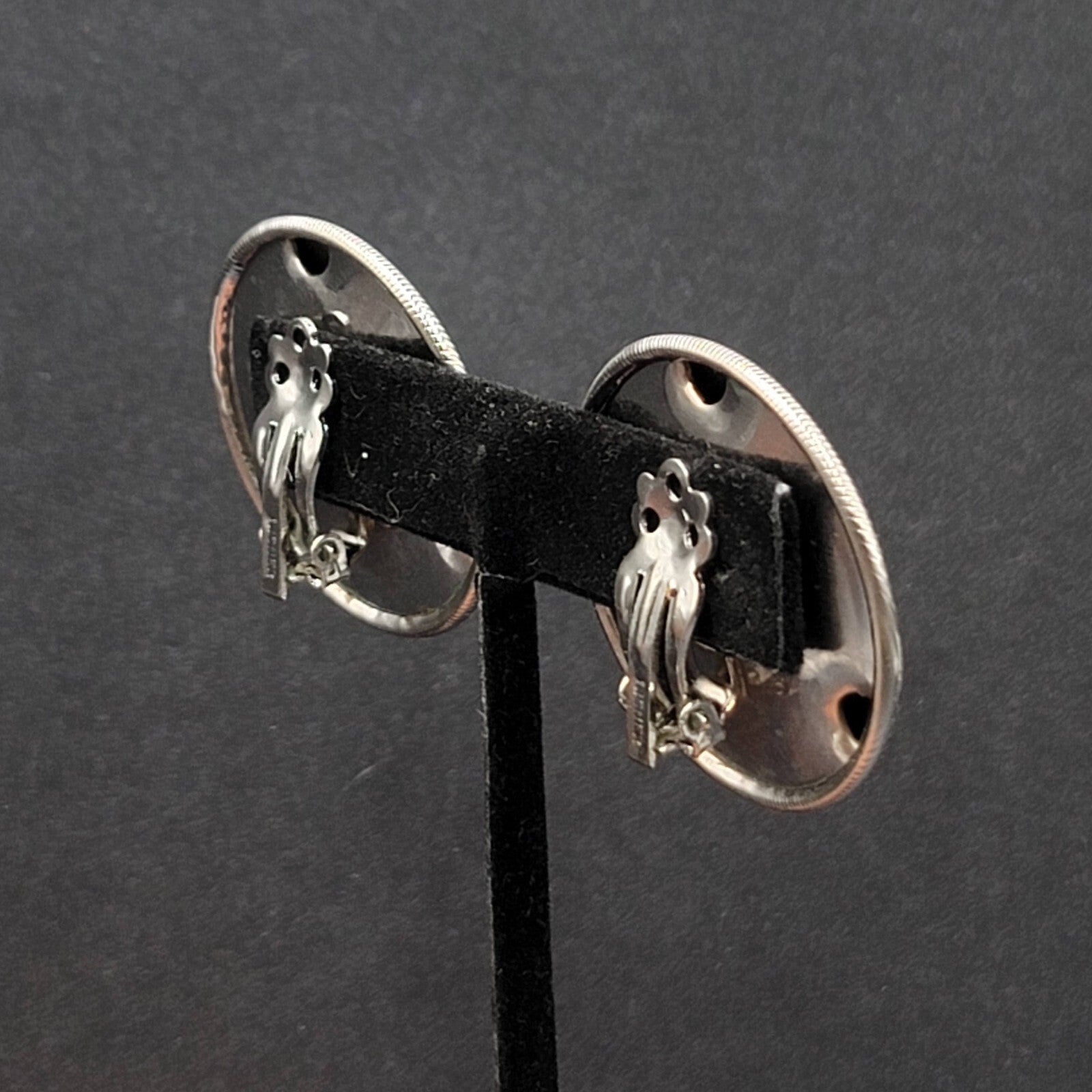 Vintage Lisner Clip on Earrings Large Grooved Disc 1.25"