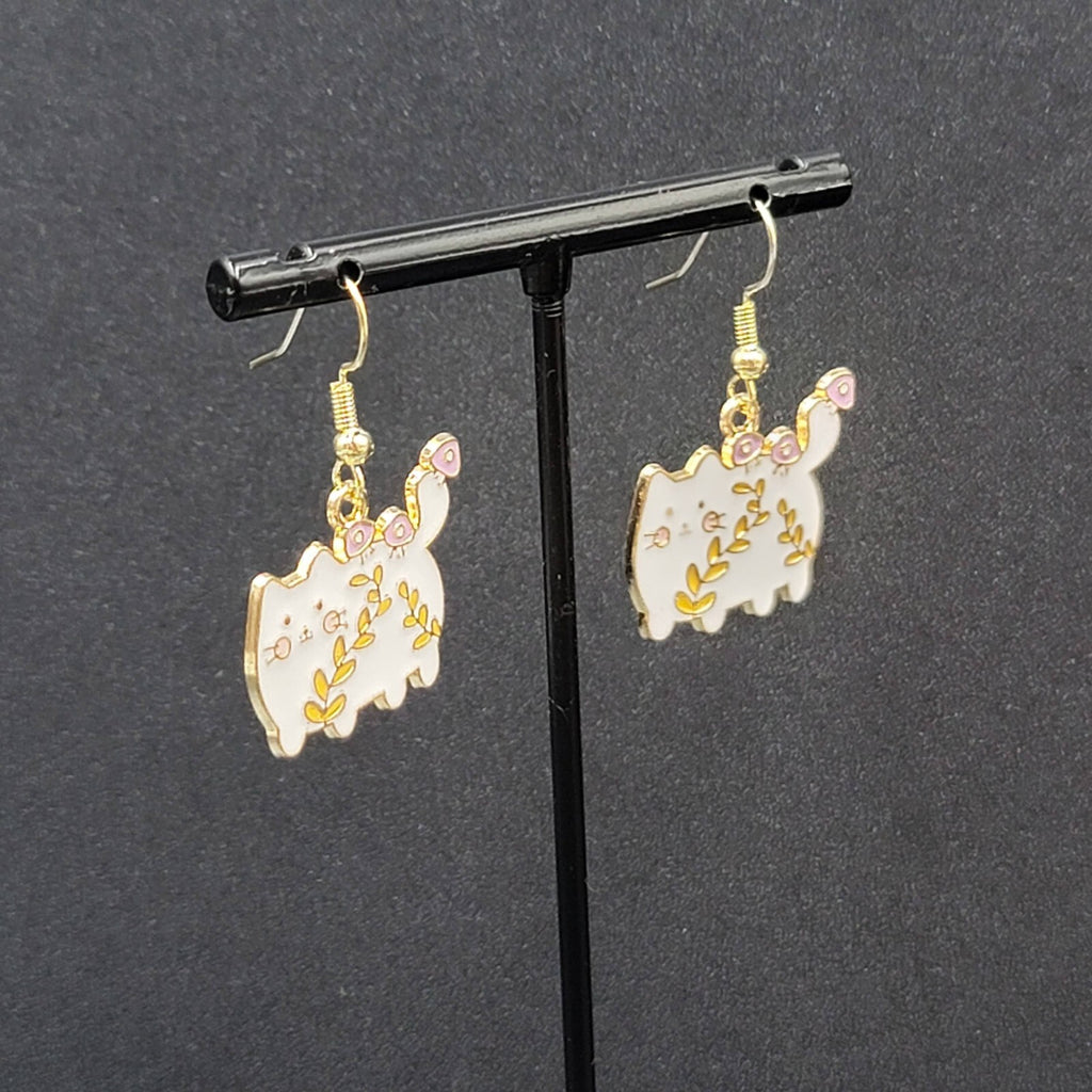 White Cat Pierced Earrings Gold tone Enamel Flowers Dangle 3/4"