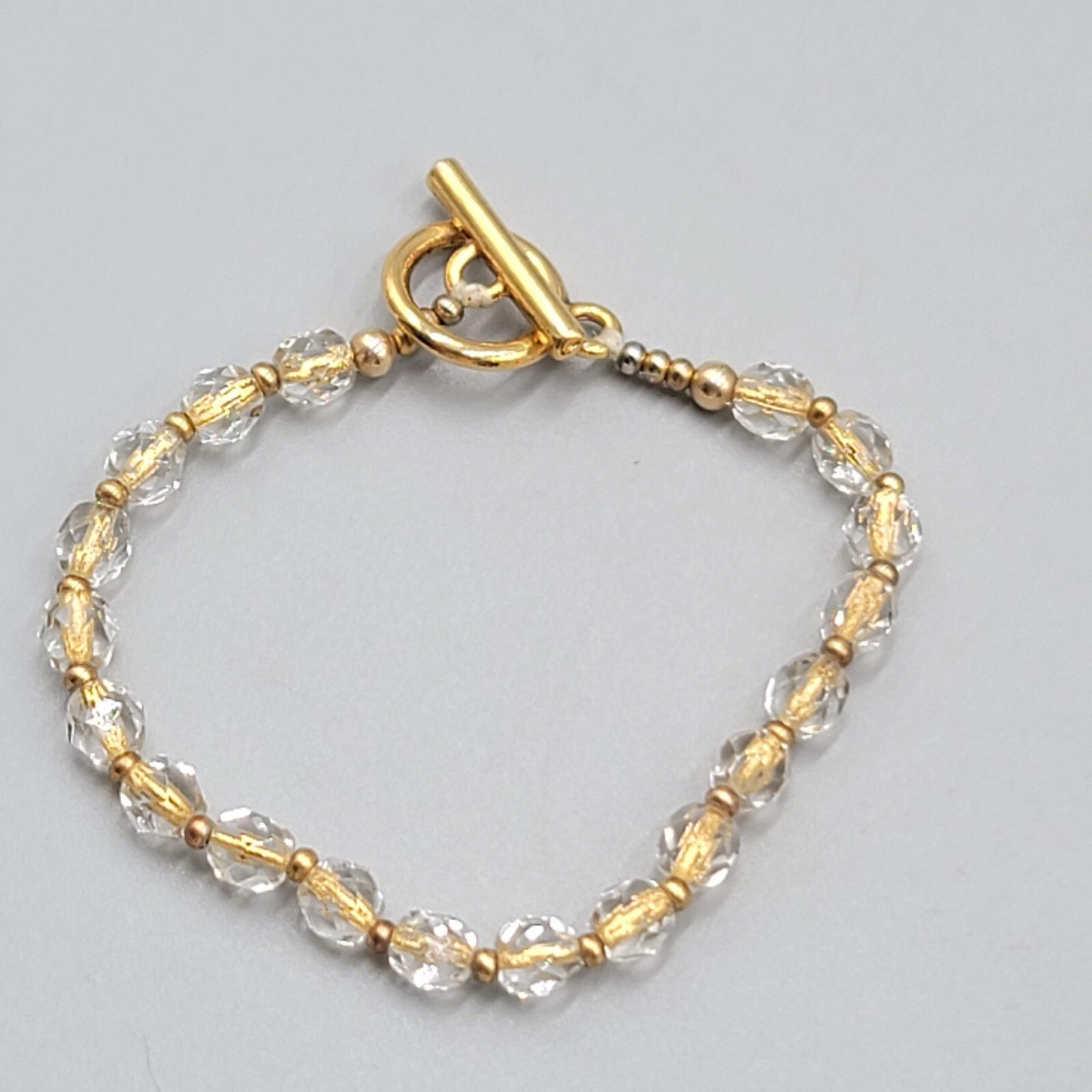 Gold tone Bracelet Clear Faceted Glass Bead Toggle Closure 6.5"