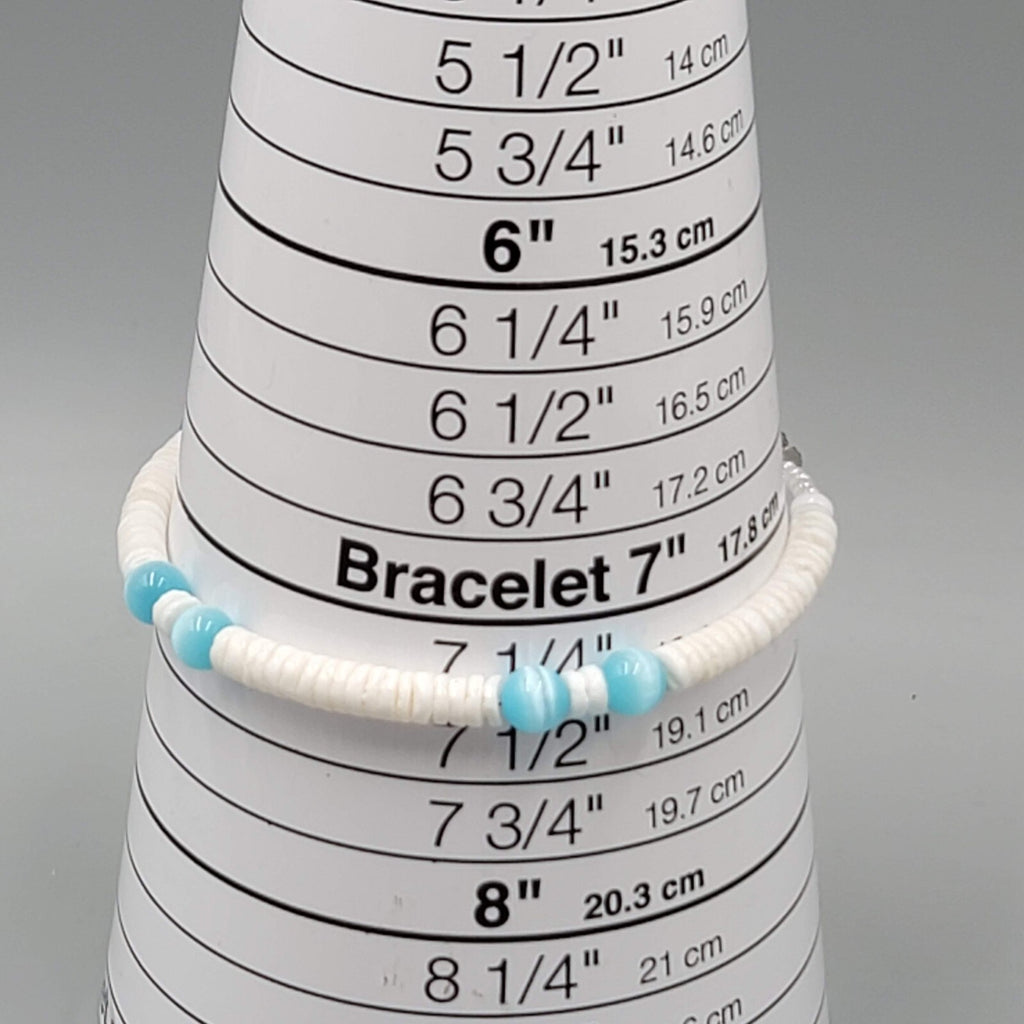 Blue Cats Eye Bead Puka Shell Bracelet 7.25"