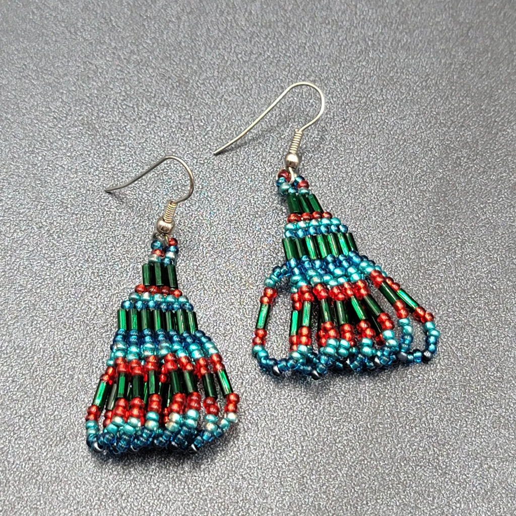 Vintage Pierced Earrings Silver tone Blues Purple Seed bead Dangle 1.5"