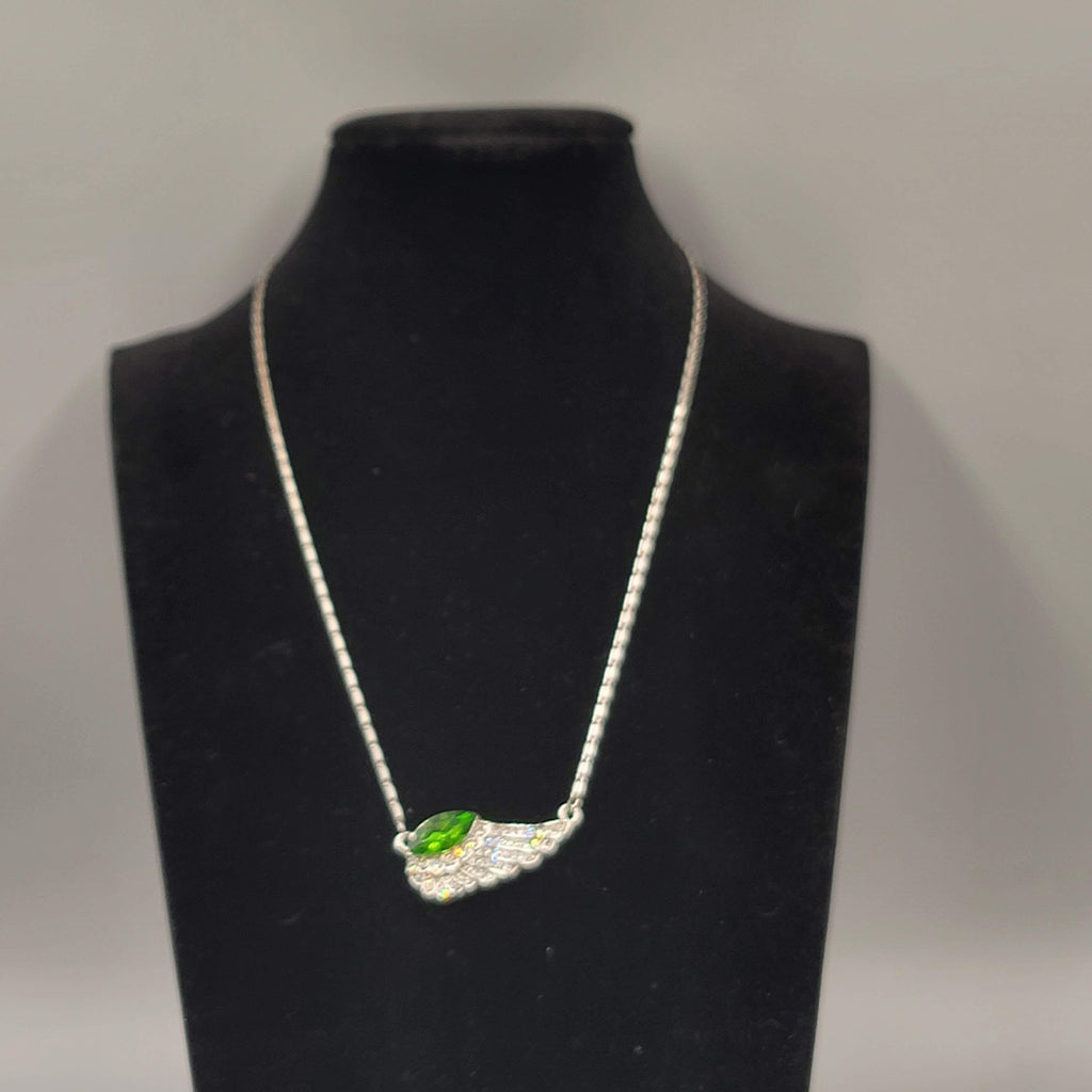 Green Crystal Wing Pendant Necklace Silver Tone Adjustable Chain Elegant Jewelry