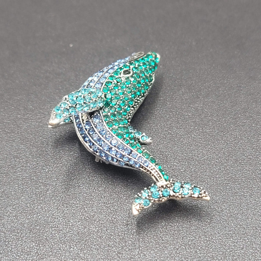 Crystal Rhinestone Brooch Blue Whale Sea life Silver tone 2"