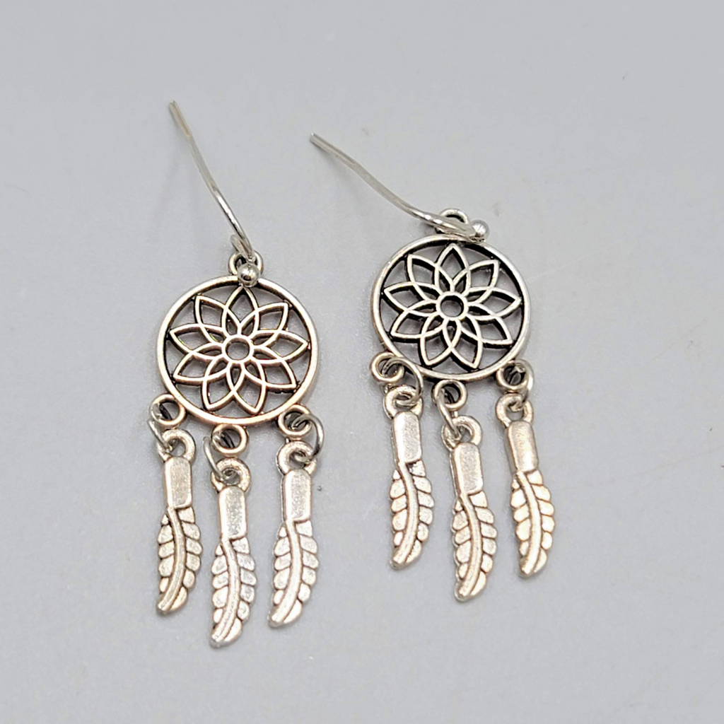 Dream Catcher Feather Pierced Earrings Silver tone Dangle 1.25 in