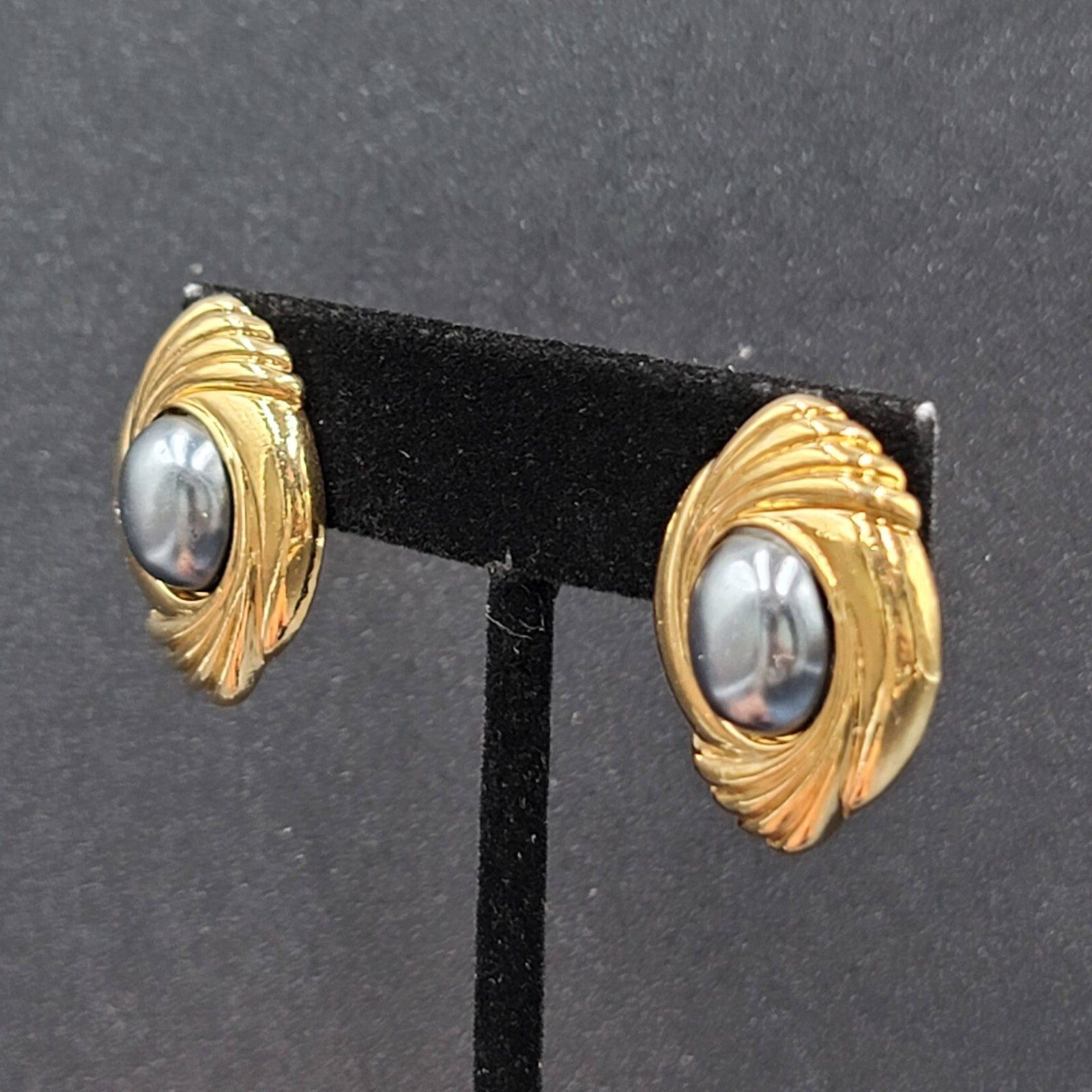 Vintage Avon Cavier Pierced Earrings Gold tone Dark Gray Satin Cabochon 1"