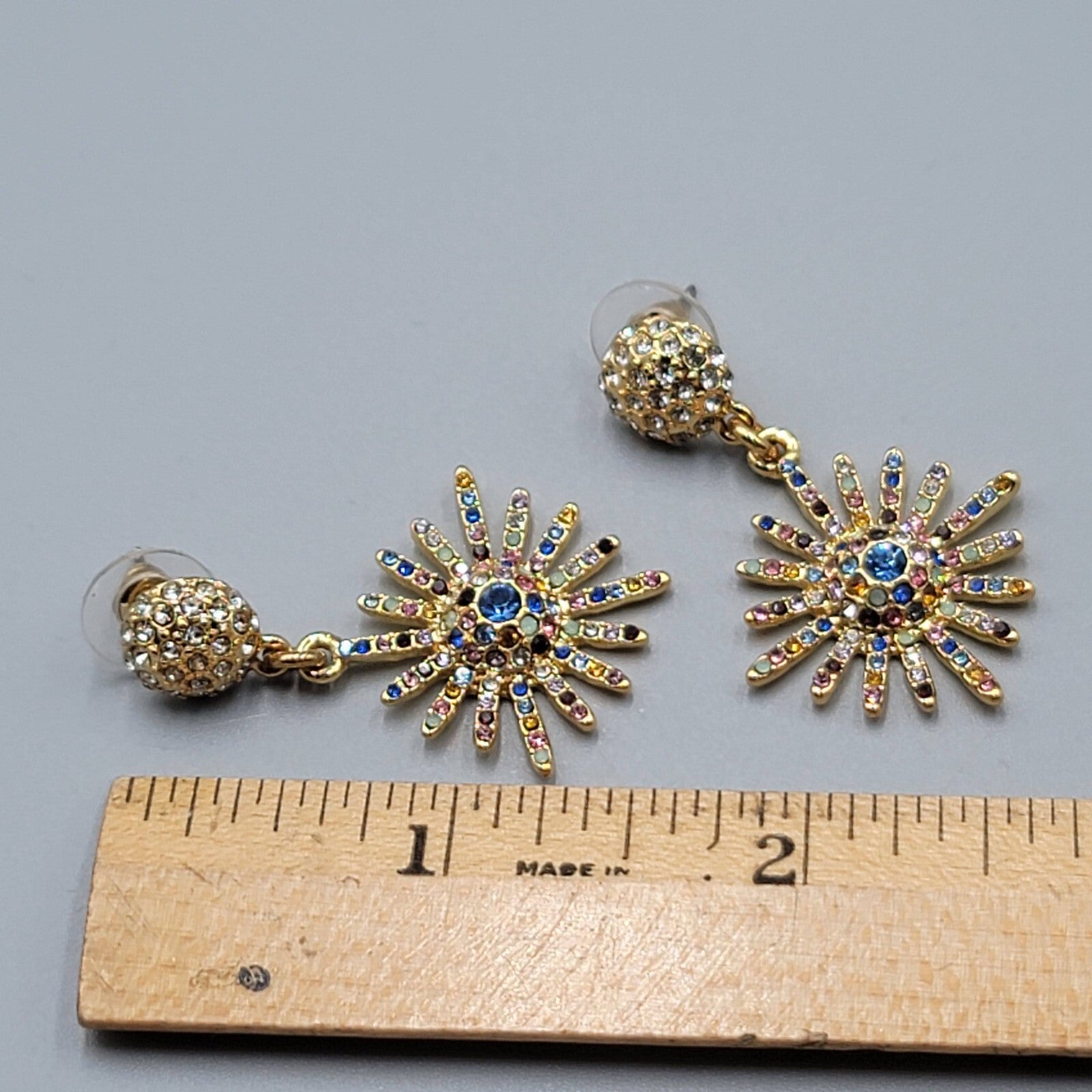 Pierced Earrings Gold tone Multicolor Crystal Starburst Sun Dangle 1.75"