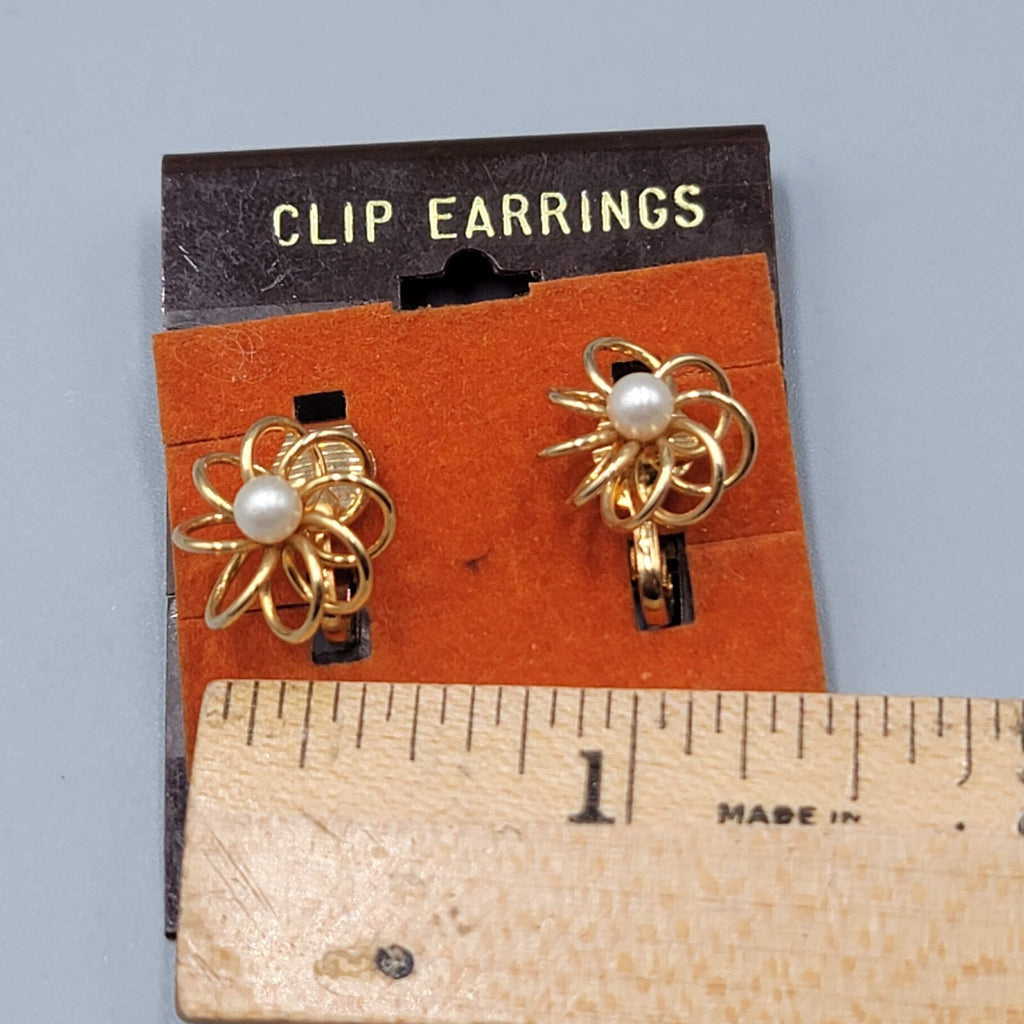 Vintage NOS Karen Clip on Earrings Wire Flower Studs White Bead Center 1/2"