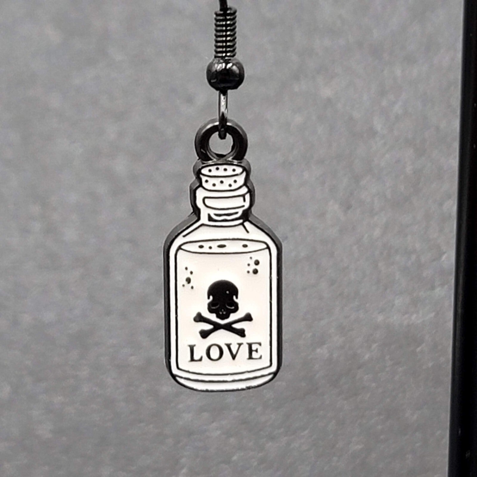 Love Poison Pierced Earrings Black White Enamel Dangle 7/8" 