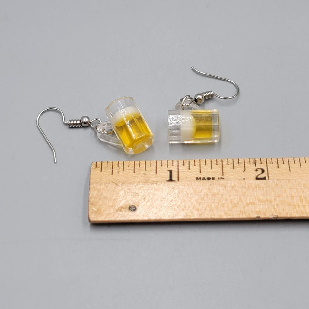 Pint o Beer Pierced Earrings Silver tone Dangle  3/4"