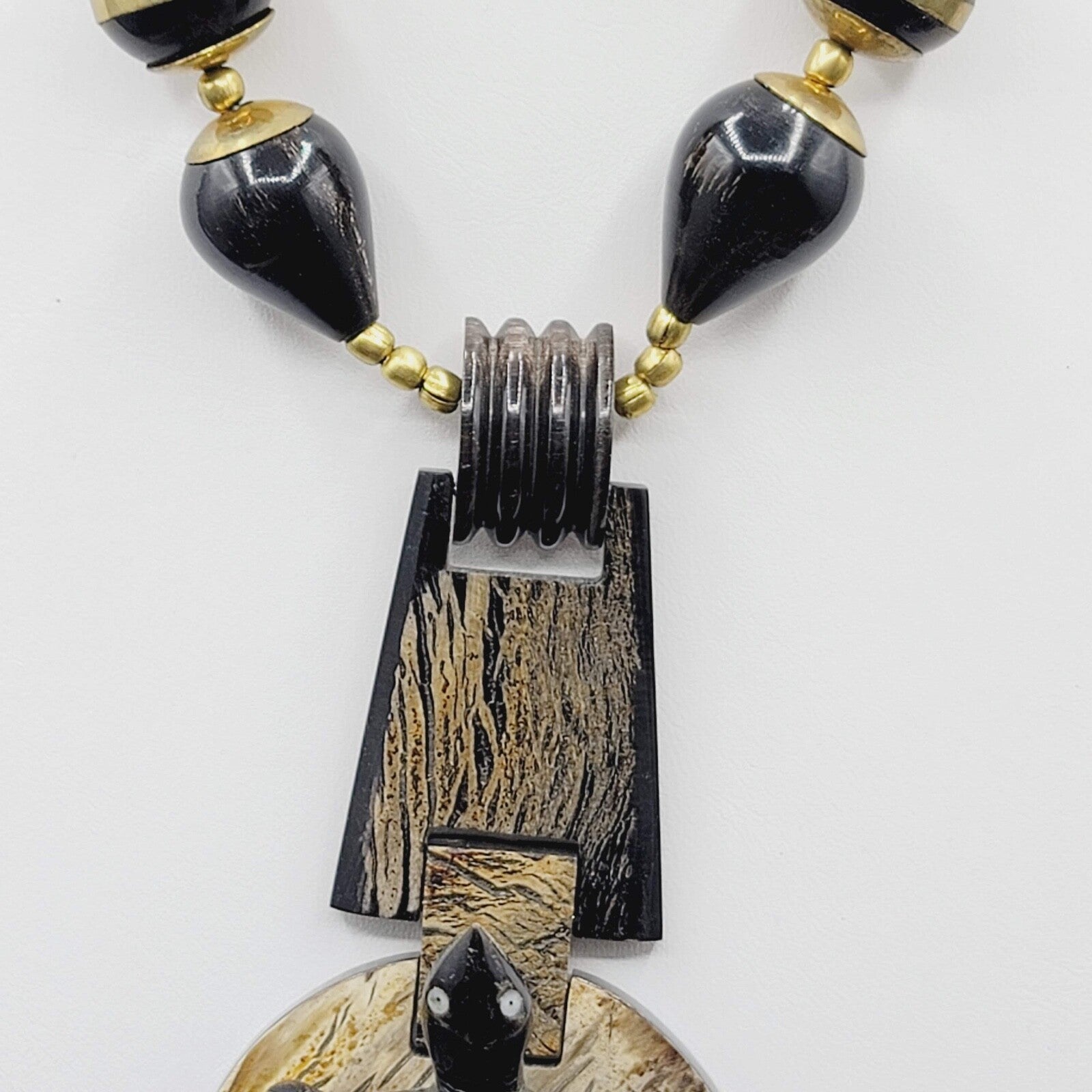 Safari TURTLE Carved Wood Beaded Brass Necklace Vintage 21"