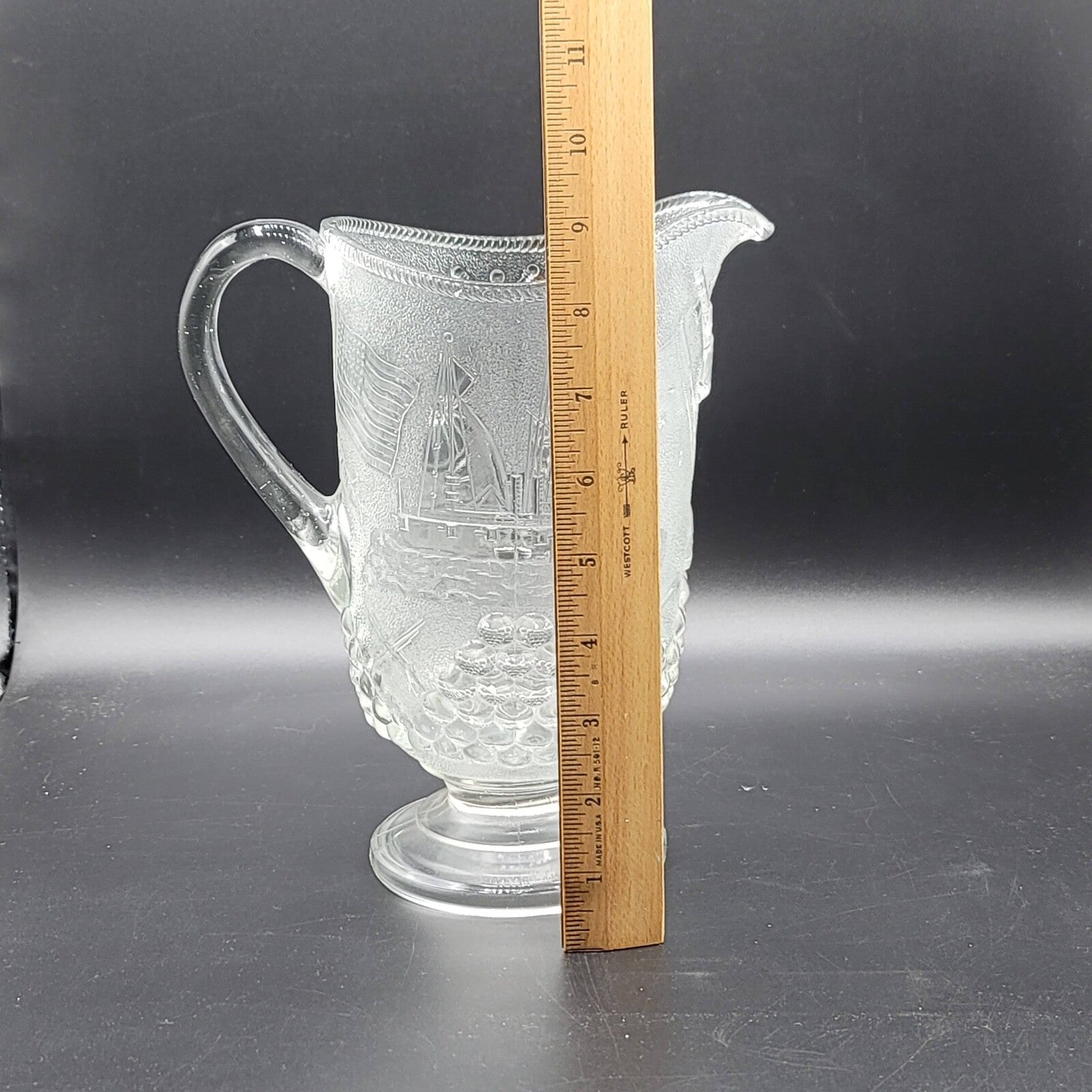 Vintage ANCHOR HOCKING PITCHER ADMIRAL DEWEY Olympia Eagle Canon Flags Guns