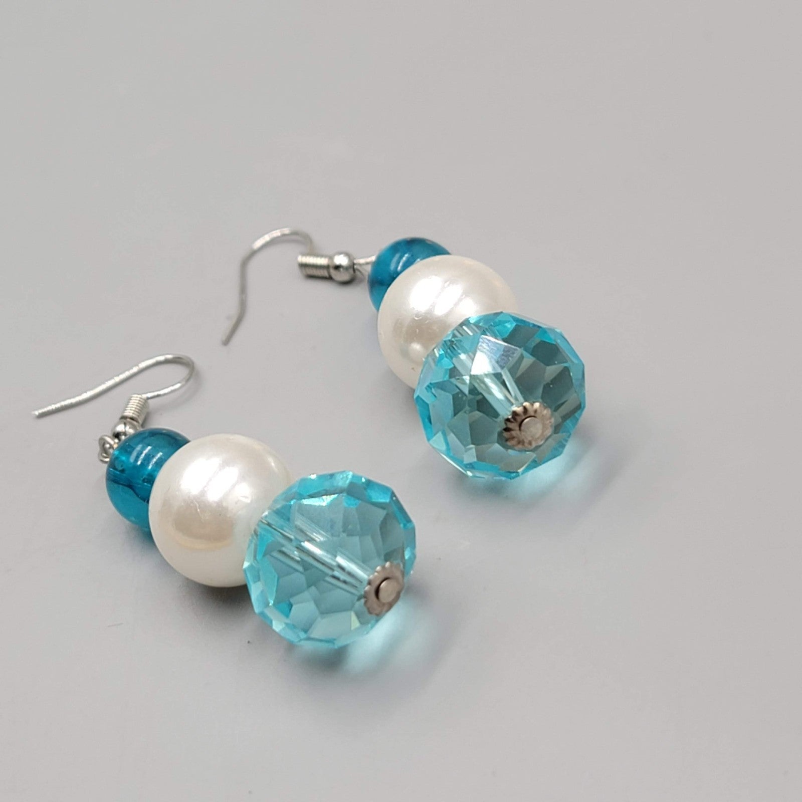Blue Class Bead Pierced Earrings Imitation Pearl Silver tone Dangle  1.5"