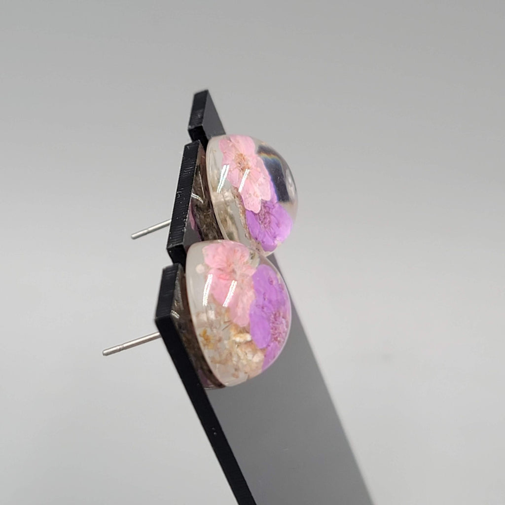 Real Flower Dome Stud Pierced Earrings Resin 1/2"