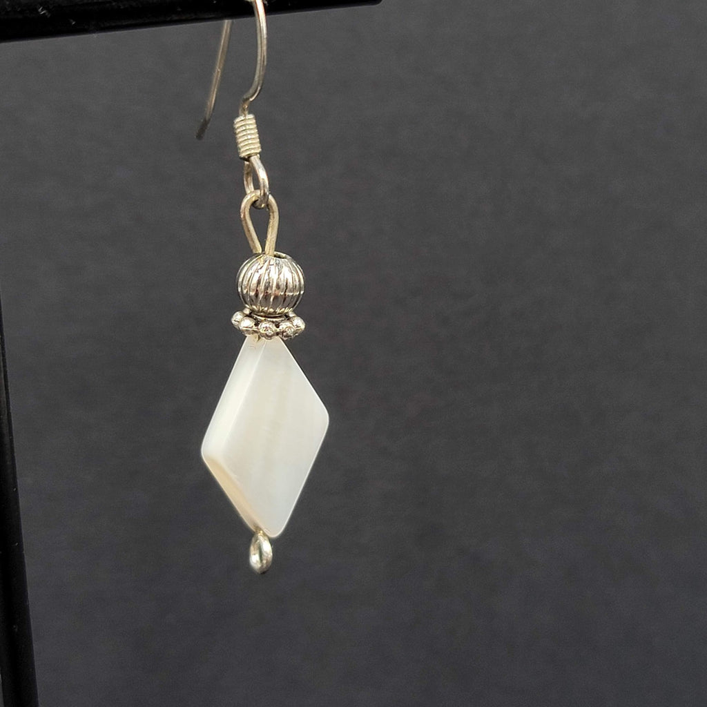Mother of Pearl Pierced Earrings Diamond Shape Bead Silver tone Dangle  1 1/8"