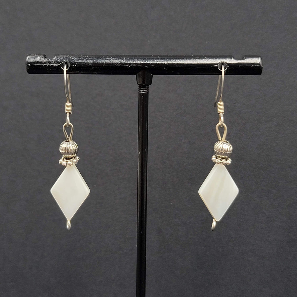 Mother of Pearl Pierced Earrings Diamond Shape Bead Silver tone Dangle  1 1/8"