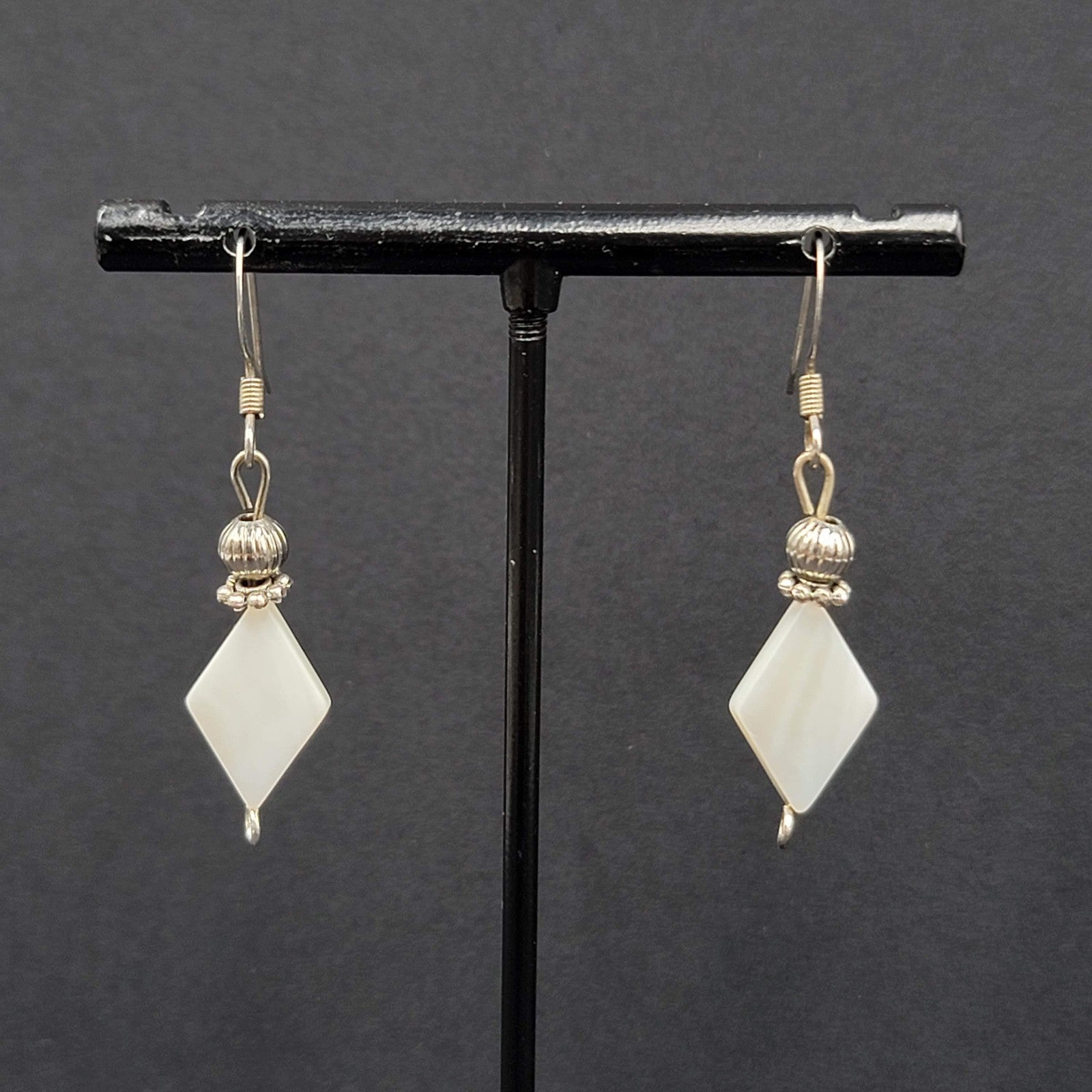 Mother of Pearl Pierced Earrings Diamond Shape Bead Silver tone Dangle  1 1/8"