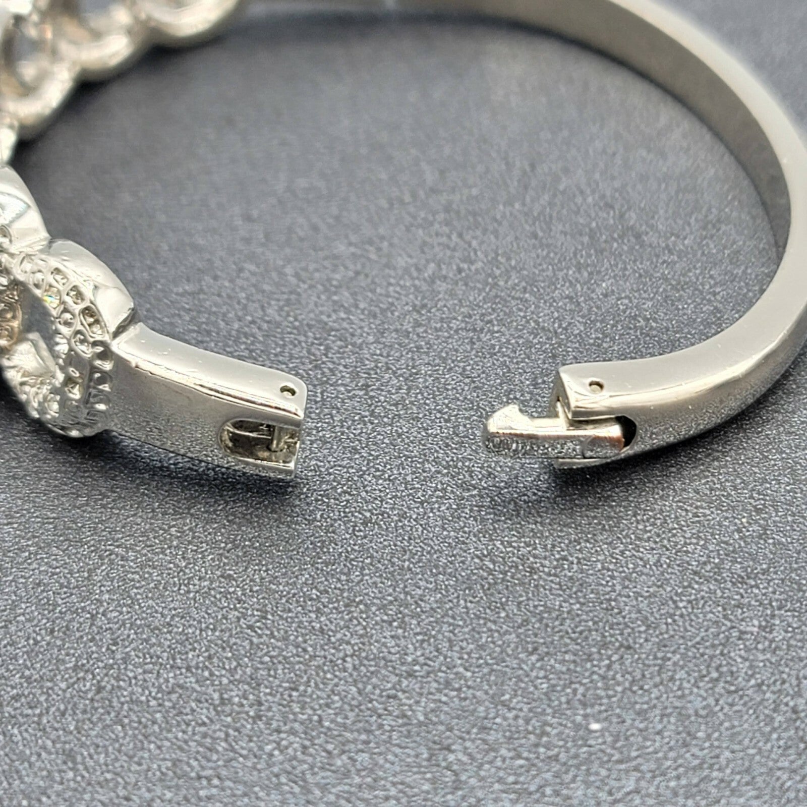 Lot of 2 Clamper Hinged Bracelets Silver Tone Womens Jewelry Rhinestone