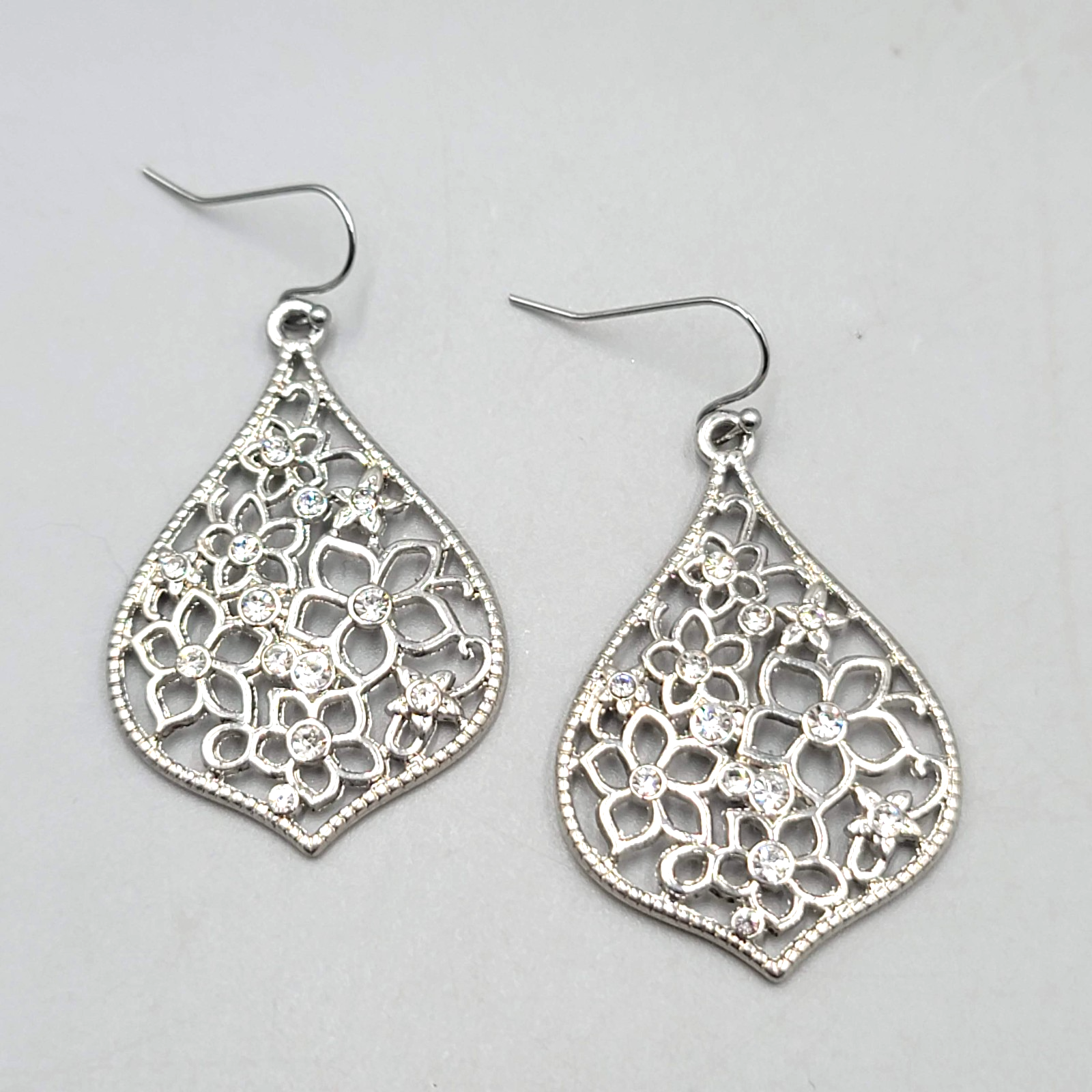Crystal Flower Open Work Pierced Earrings Silver tone Dangle  1.75 in