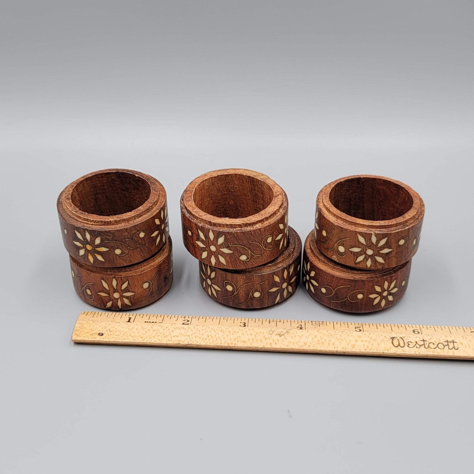 VINTAGE SET 6 VINTAGE MADE IN INDIA WOOD BRASS INLAY FLOWER NAPKIN RING