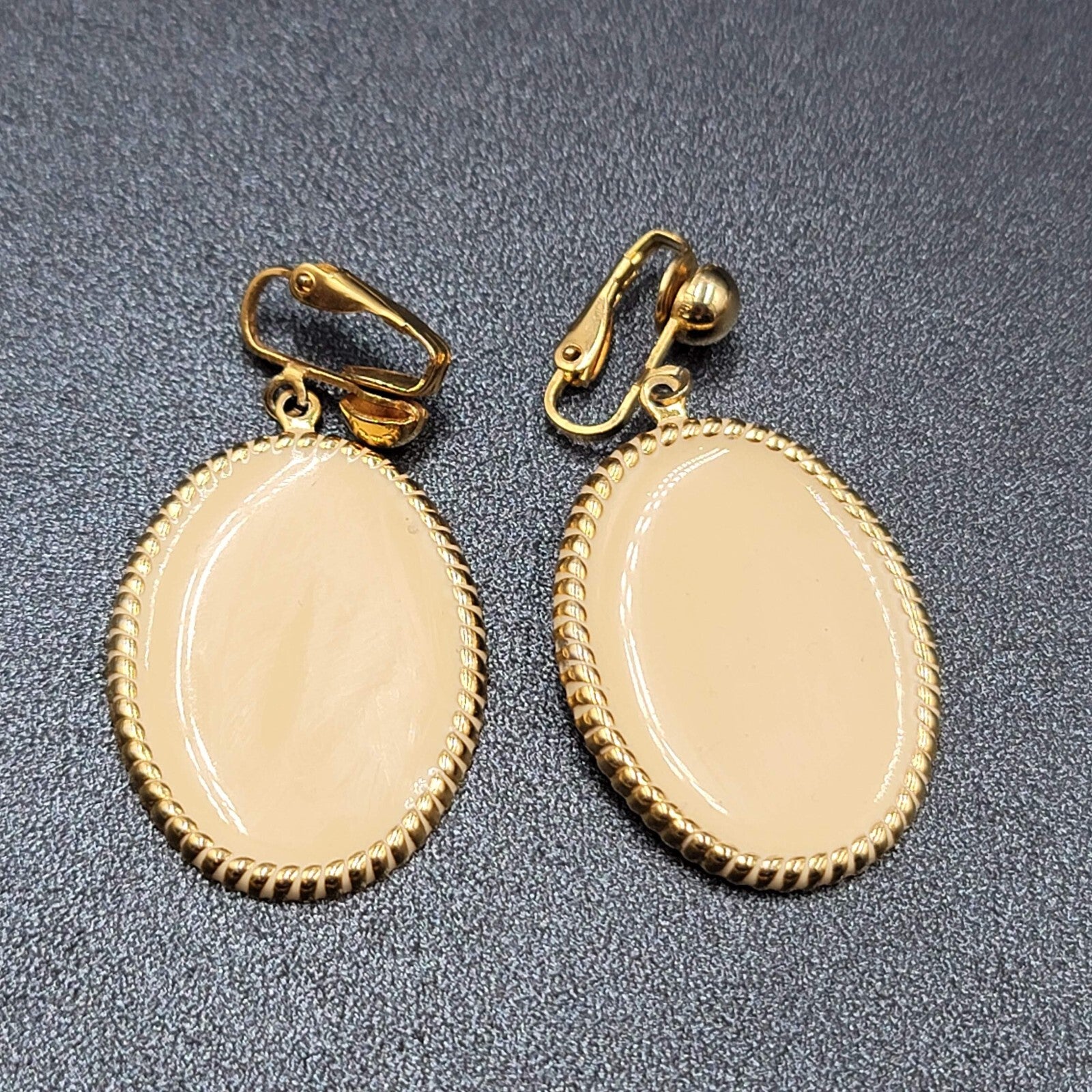 Vintage Clip on Earrings Gold tone Cream White Enamel Oval Dangle 1.5"