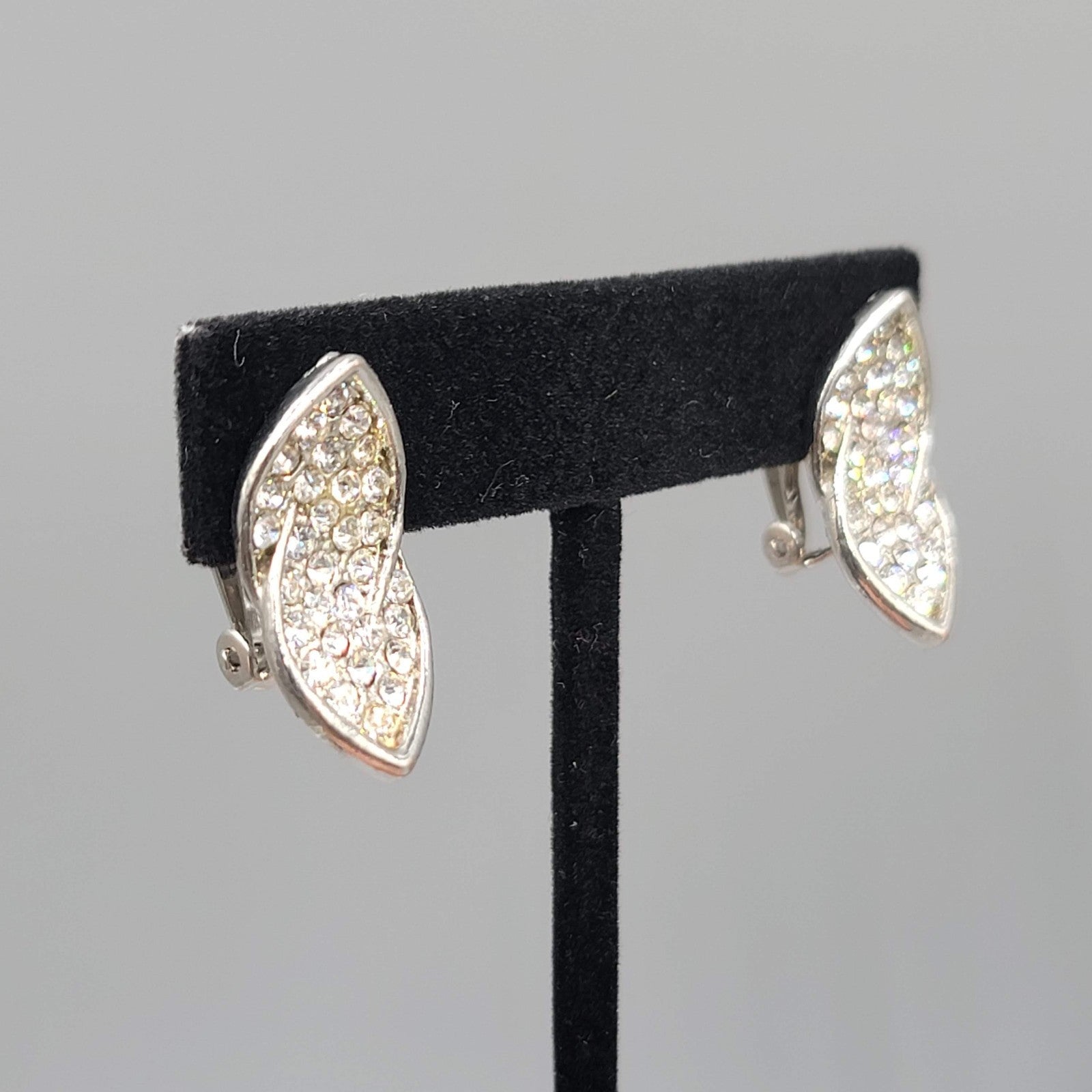 Vintage Curved Rhinestone Clip on Earrings Silver tone Drop 7/8 in