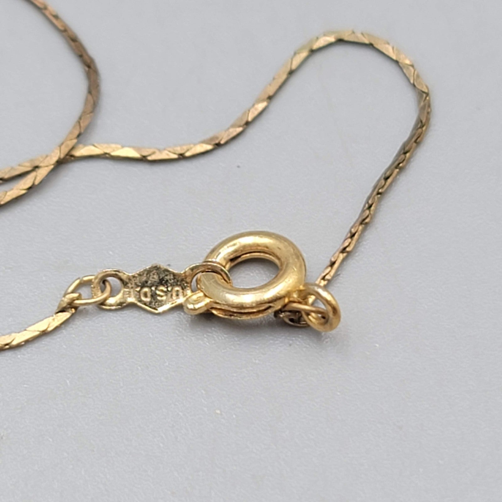 Vintage 1983 20 Years Mary Kay Cosmetics Necklace Estate Costume Jewelry 18"
